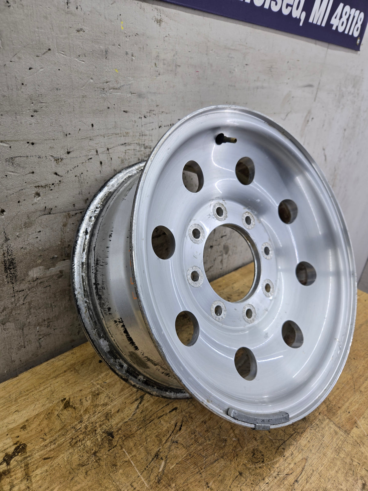 1999-2004 Ford F250 F350 Super Duty Excursion 16" "Brushed" Aluminum Wheel Rim