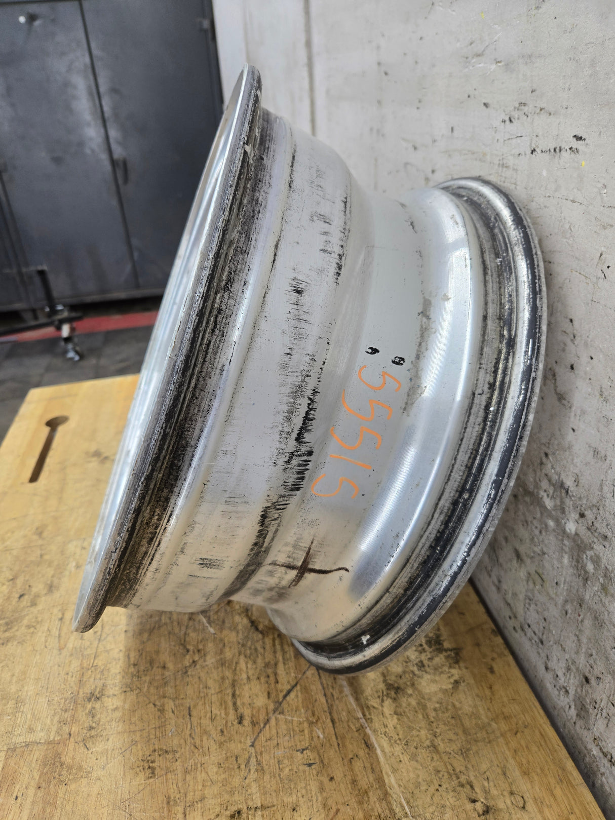 1999-2004 Ford F250 F350 Super Duty Excursion 16" "Brushed" Aluminum Wheel Rim
