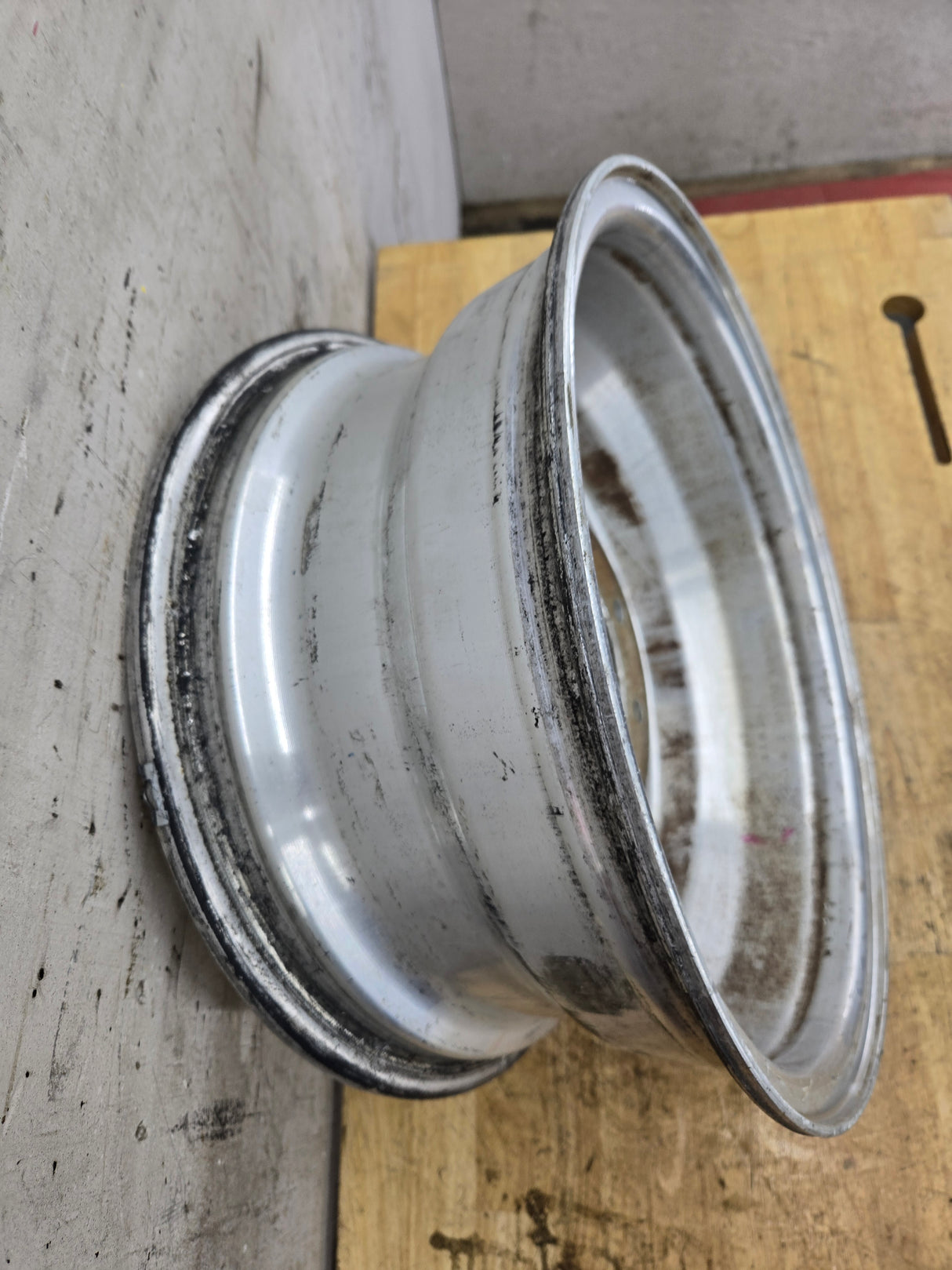 1999-2004 Ford F250 F350 Super Duty Excursion 16" "Brushed" Aluminum Wheel Rim