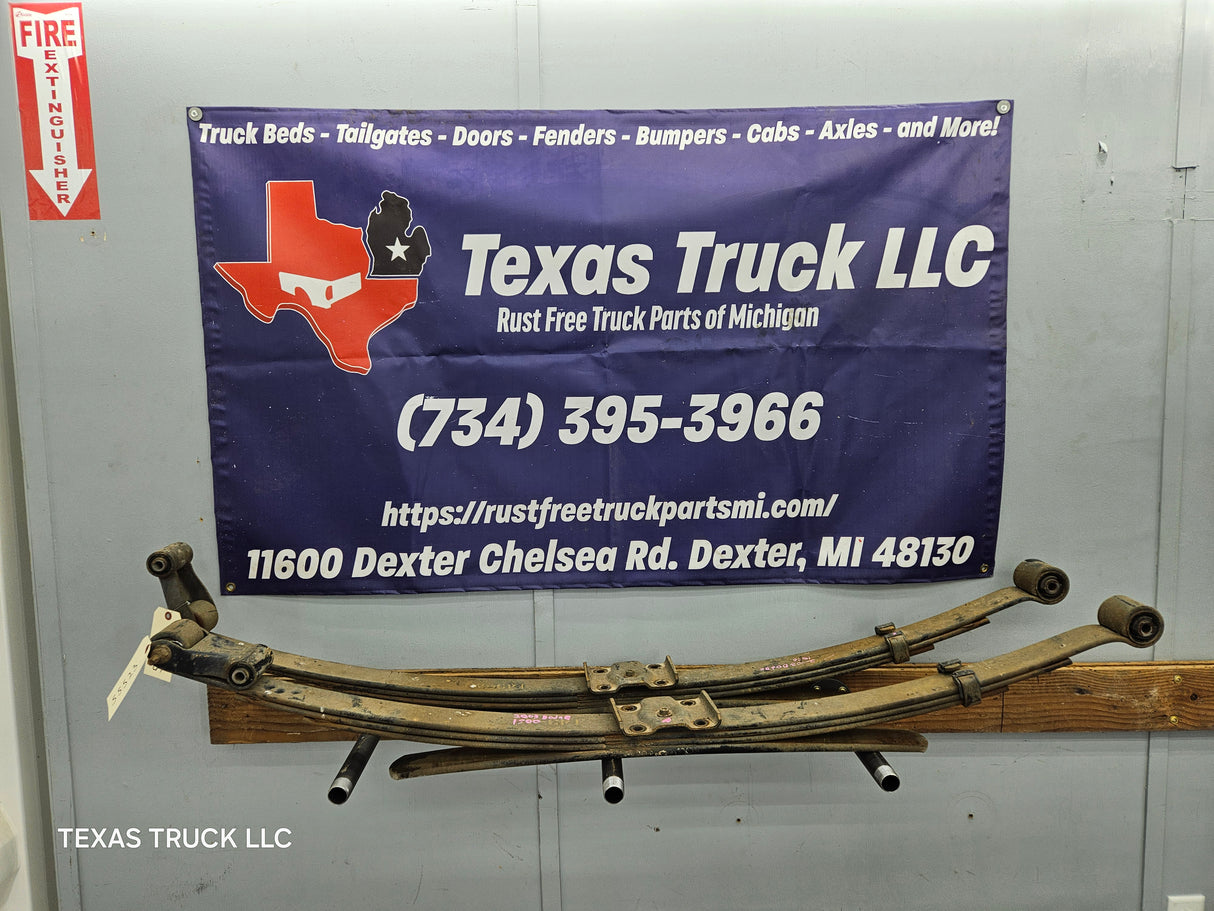 2002-2008 Dodge Ram 1500 Rear Leaf Springs 52113141AD 52113141AE - Pair