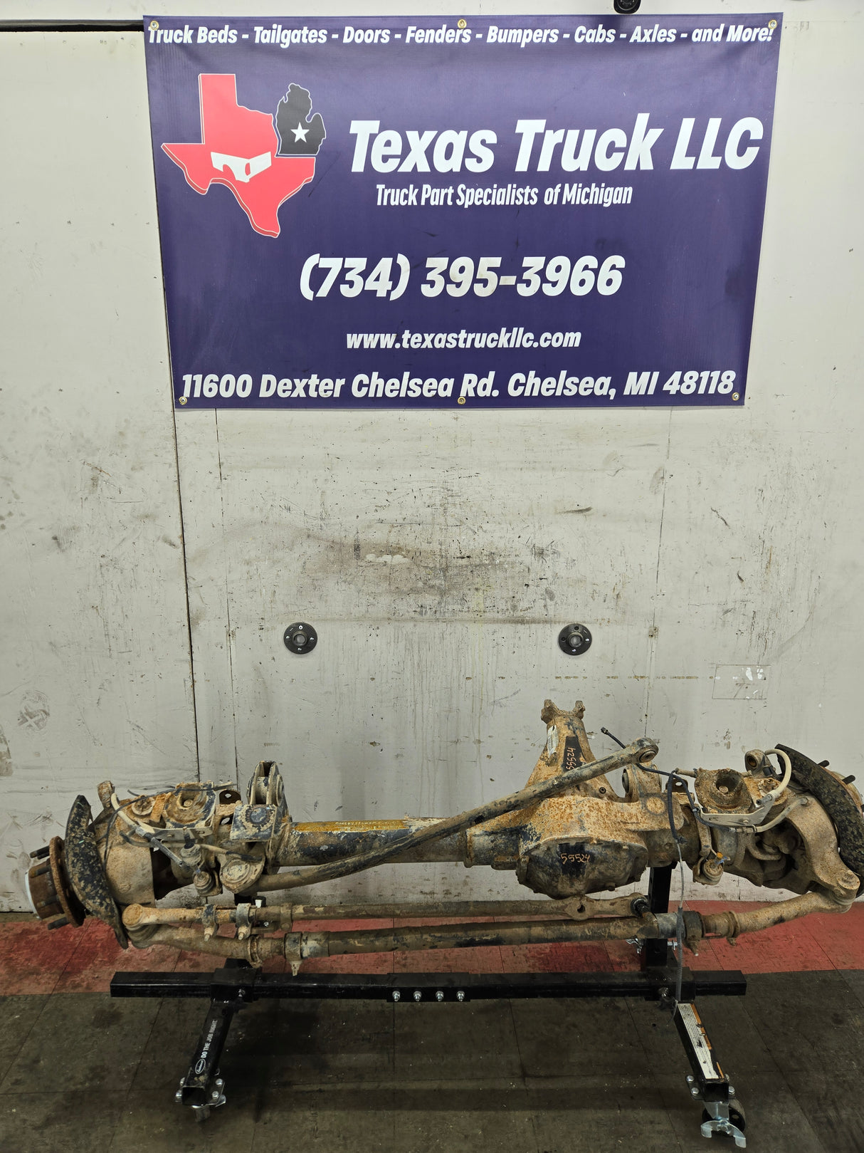 2013-2016 Ford Super Duty F250 F350 FRONT Axle 3.73 Gear Ratio 188k miles