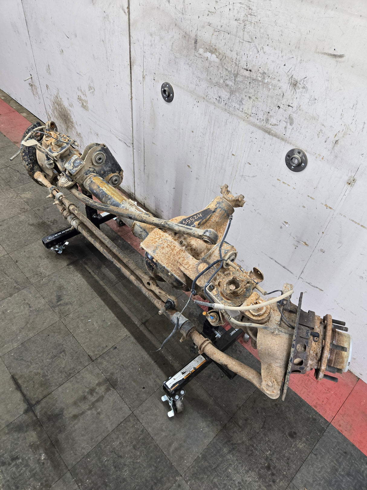 2013-2016 Ford Super Duty F250 F350 FRONT Axle 3.73 Gear Ratio 188k miles
