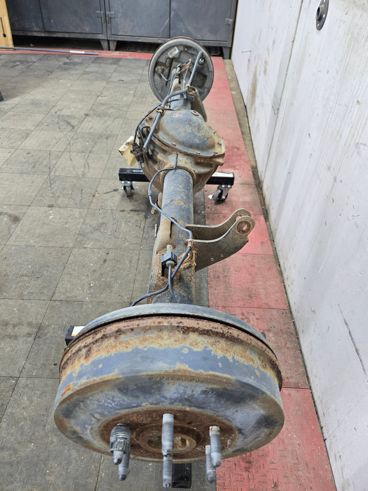 2009-2013 Chevrolet Silverado GMC Sierra 1500 Rear Axle 8.6" 3.42 Gear Ratio