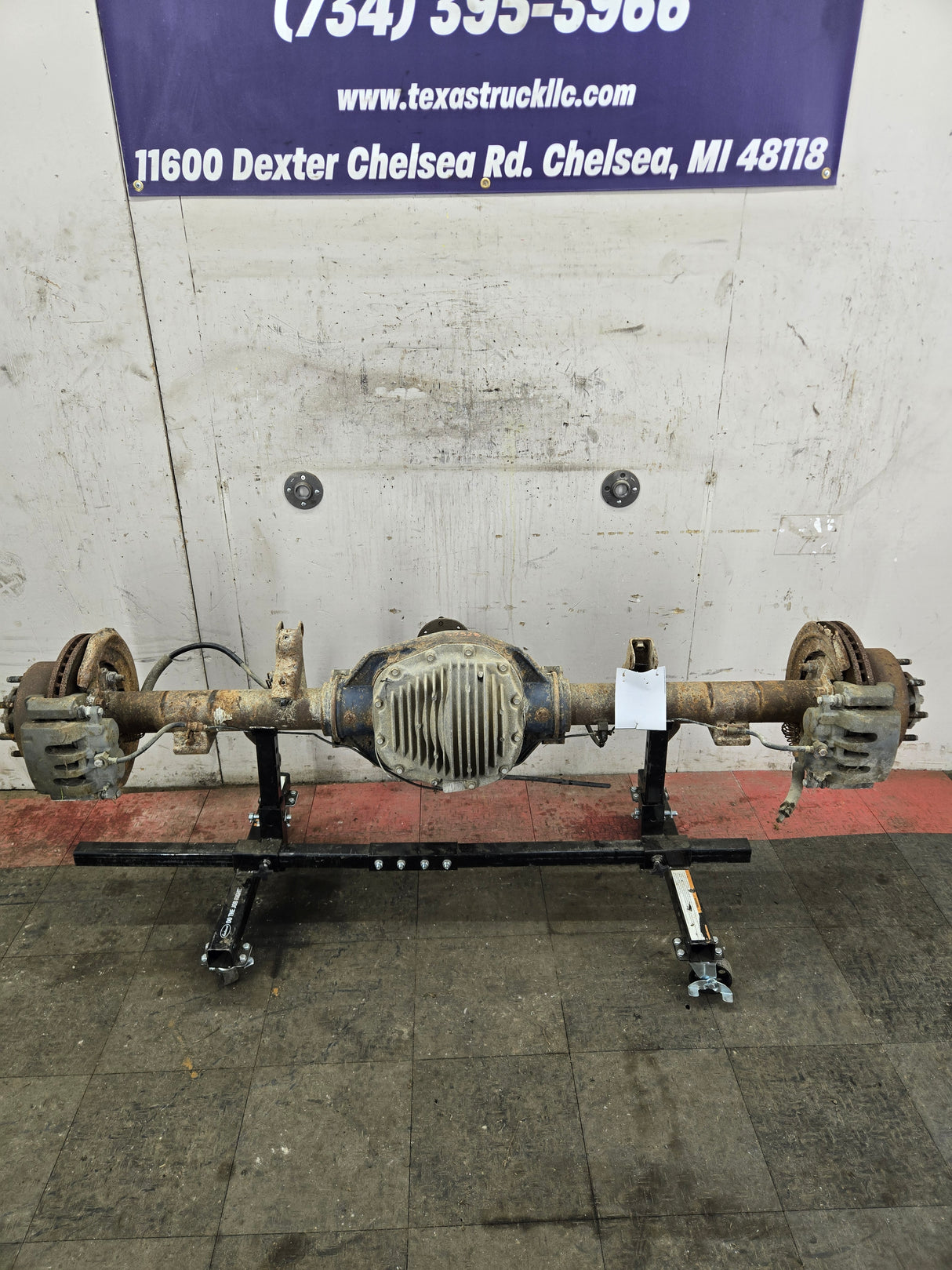 2005-2010 Ford Super Duty F250 F350 SRW Rear Axle 3.73 Gear Ratio 216k miles