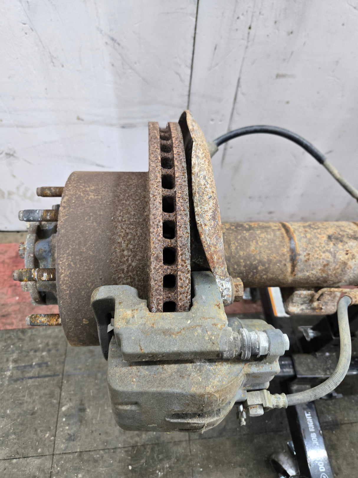 2005-2010 Ford Super Duty F250 F350 SRW Rear Axle 3.73 Gear Ratio 216k miles