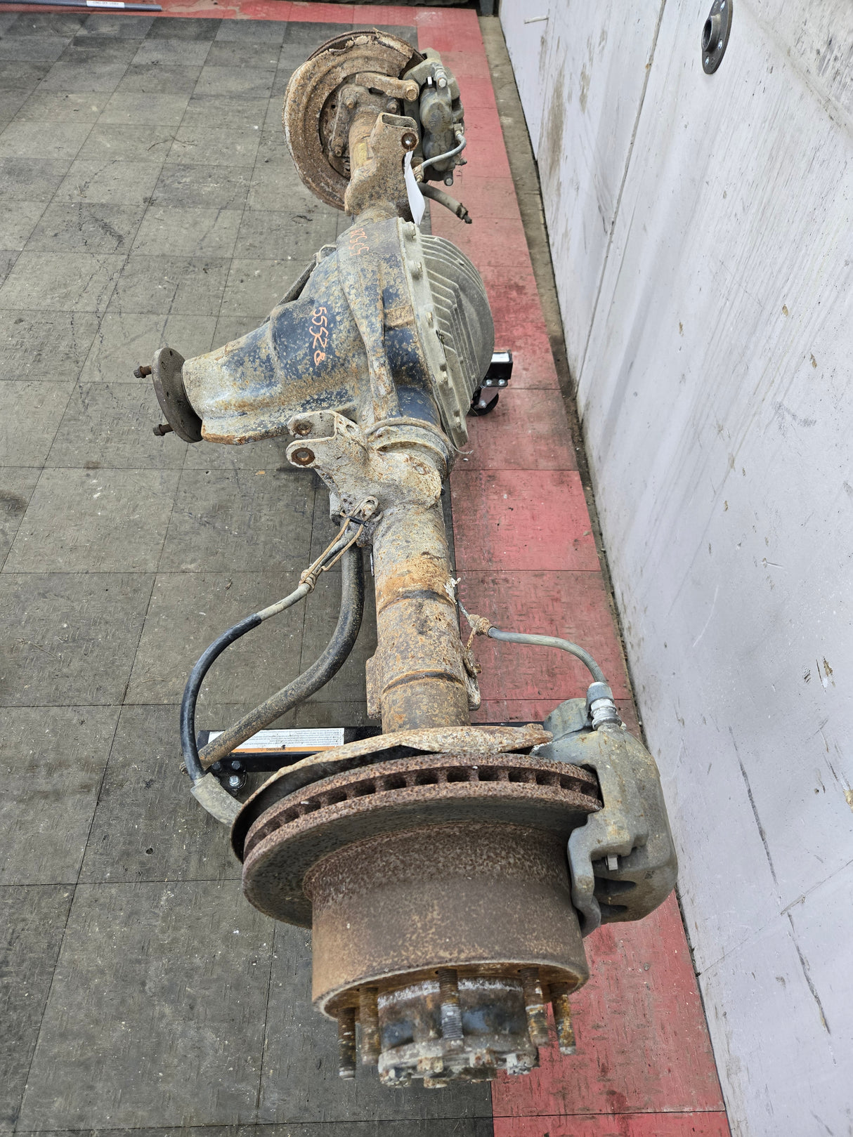 2005-2010 Ford Super Duty F250 F350 SRW Rear Axle 3.73 Gear Ratio 216k miles