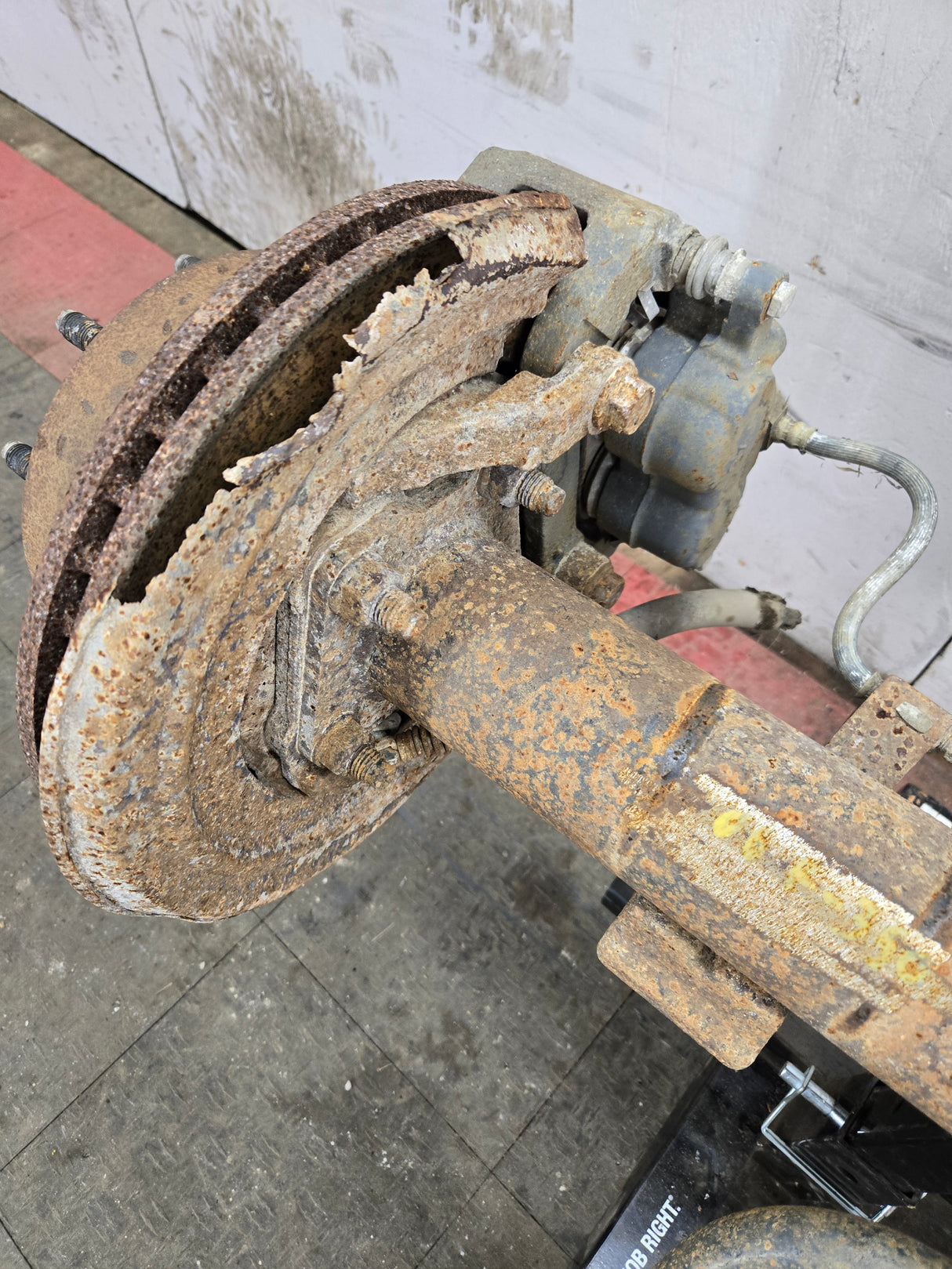 2005-2010 Ford Super Duty F250 F350 SRW Rear Axle 3.73 Gear Ratio 216k miles