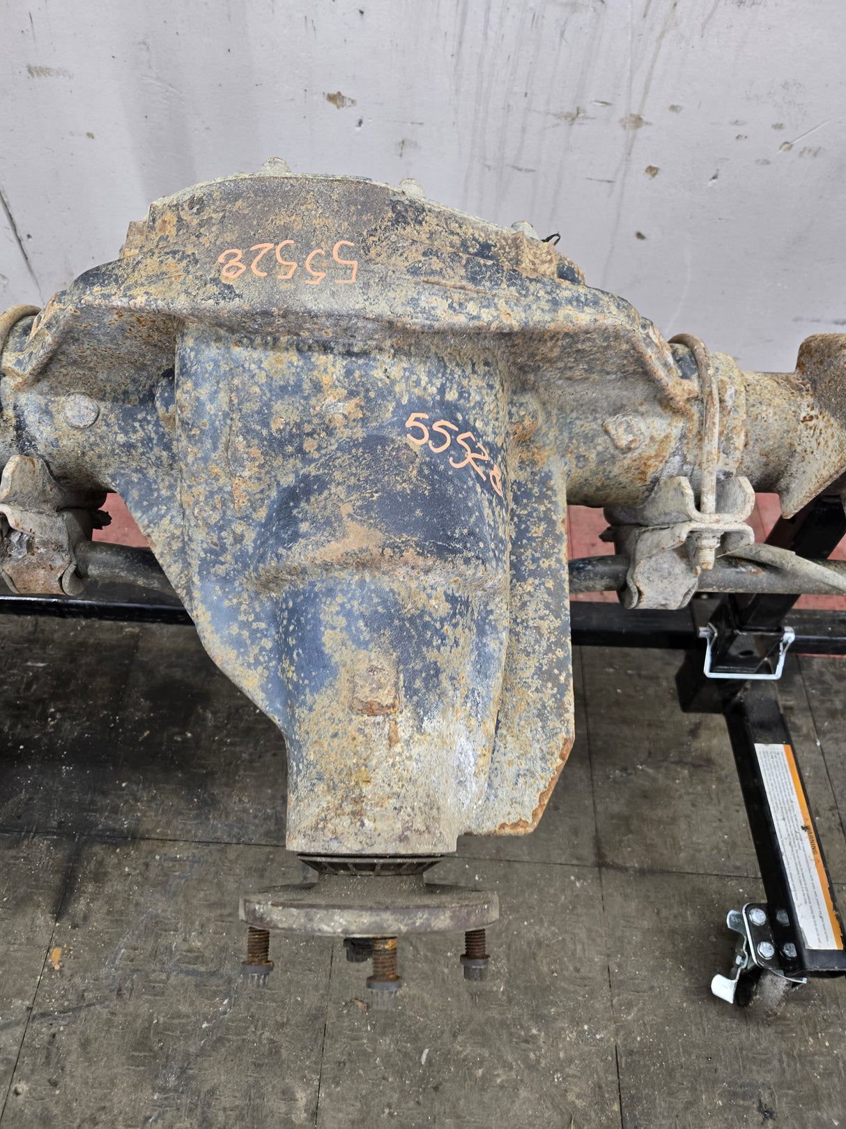 2005-2010 Ford Super Duty F250 F350 SRW Rear Axle 3.73 Gear Ratio 216k miles