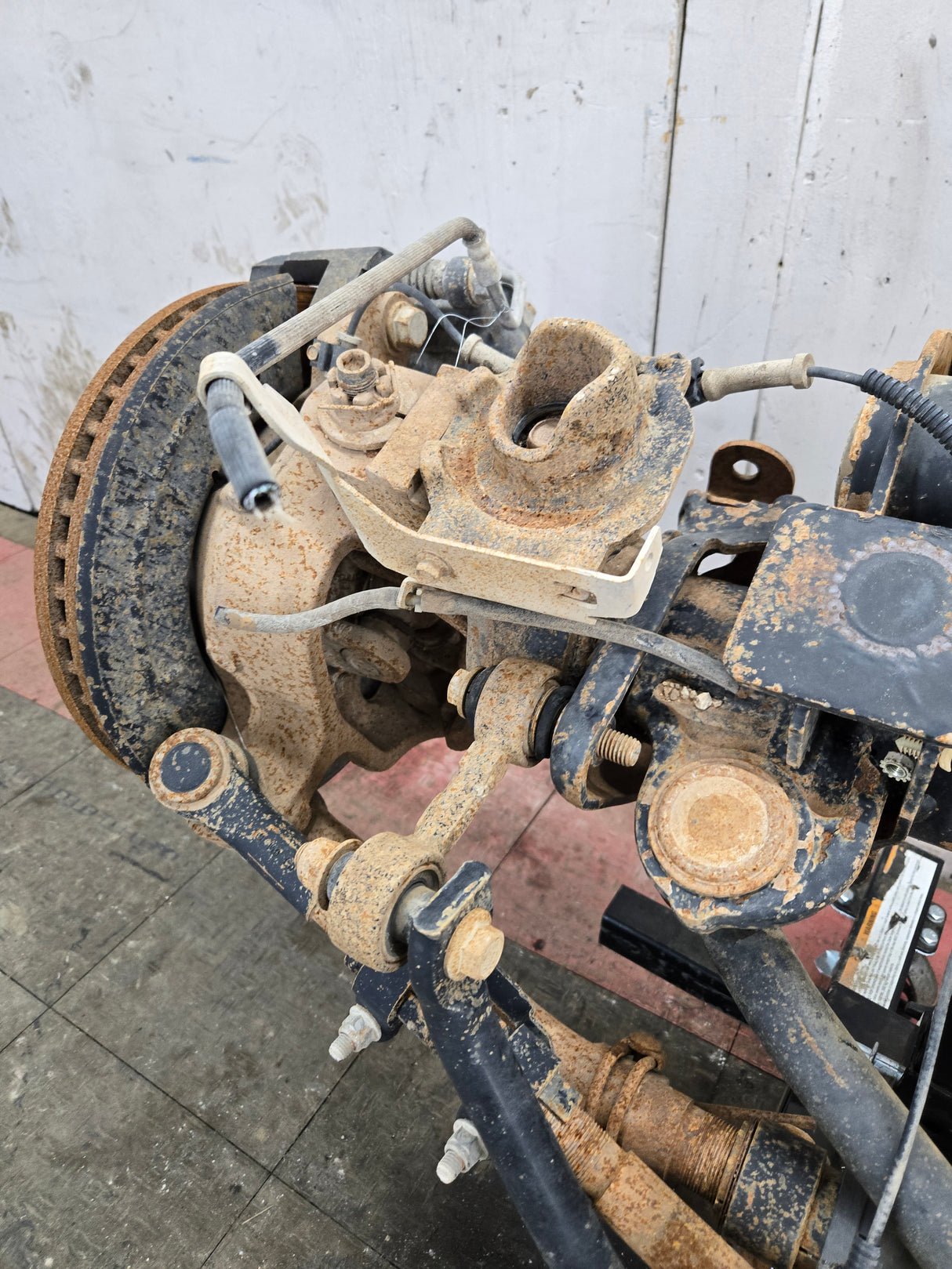 2011-2012 Ford Super Duty F250 F350 Front Axle 3.73 Gear Ratio 98K MILES