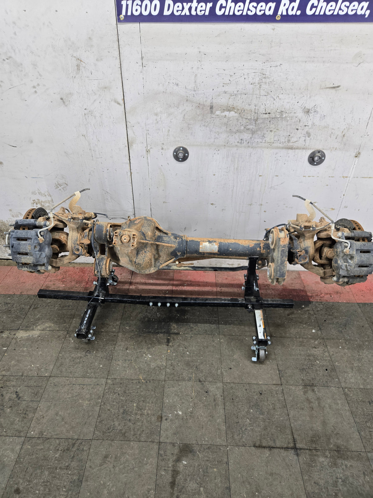 2011-2012 Ford Super Duty F250 F350 Front Axle 3.73 Gear Ratio 98K MILES