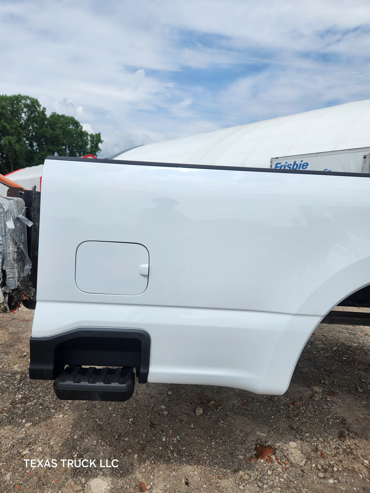2023-2025 Ford Super Duty 8' Long Truck Bed F250 F350 Oxford White Bed Liner Factory Gooseneck Holes