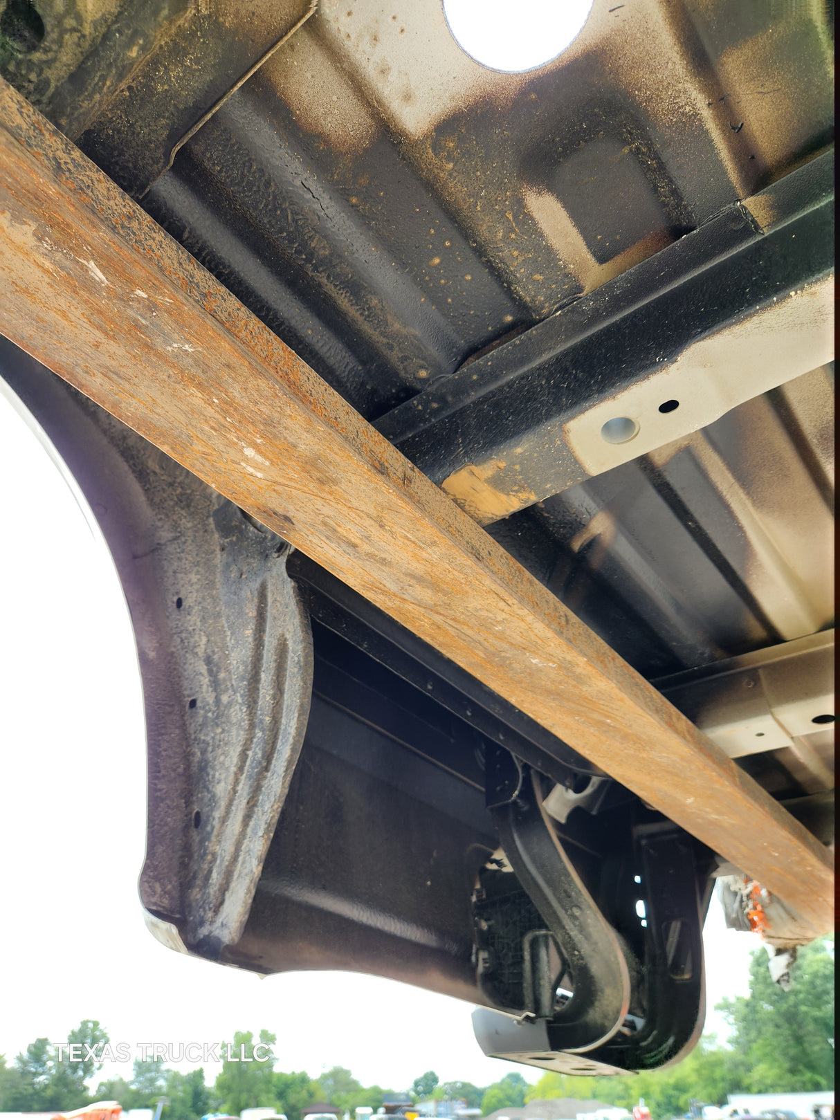 2023-2025 Ford Super Duty 8' Long Truck Bed F250 F350 Oxford White Bed Liner Factory Gooseneck Holes