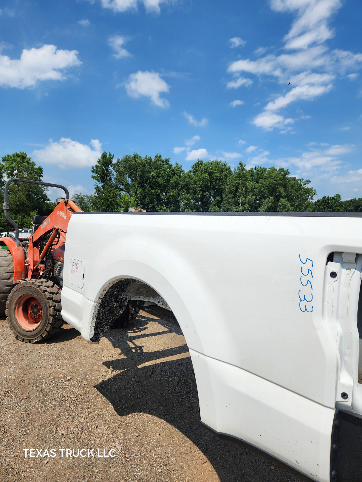 2017-2022 Ford F250 F350 Super Duty 6' 9" Short Truck Bed - Oxford White