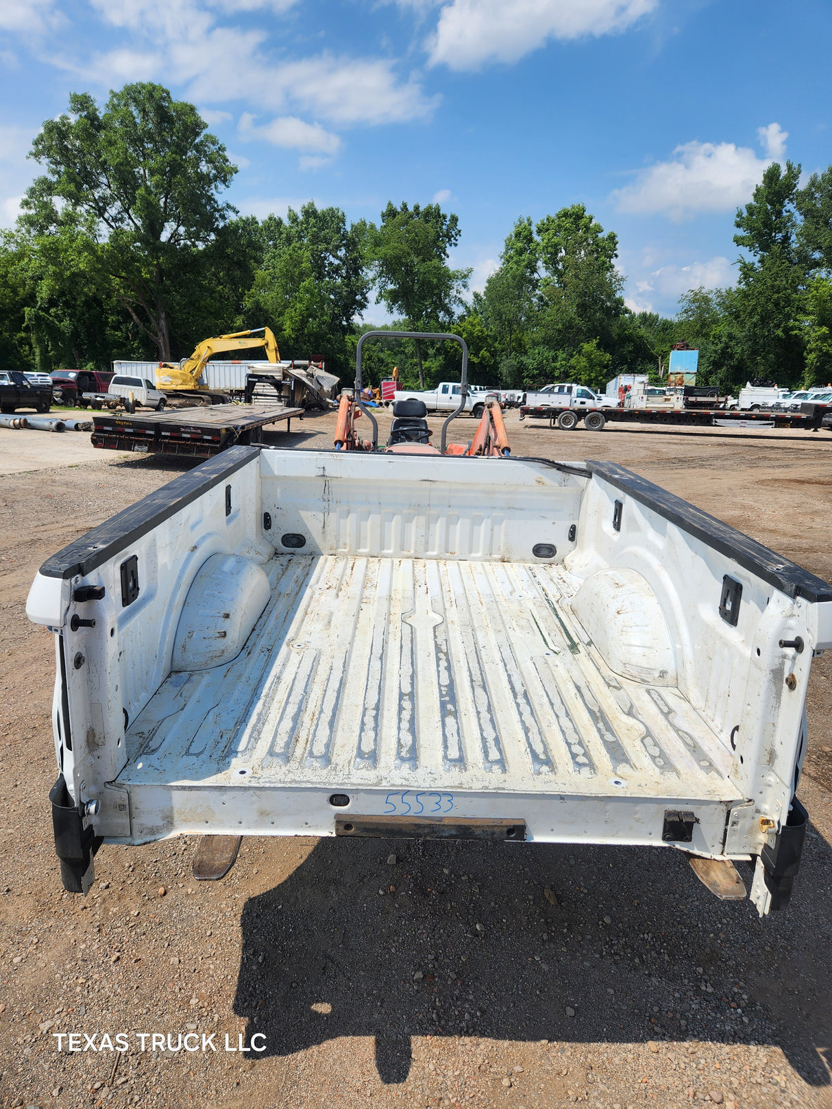 2017-2022 Ford F250 F350 Super Duty 6' 9" Short Truck Bed - Oxford White