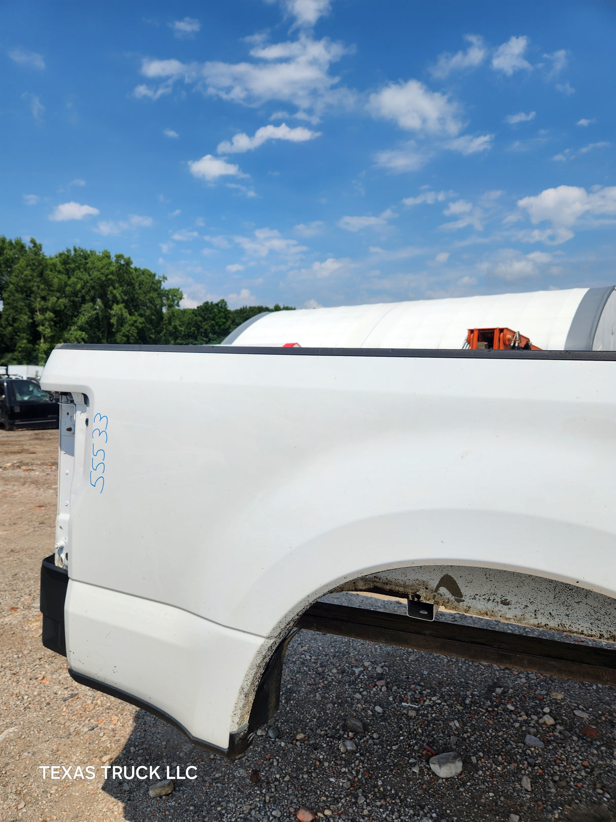 2017-2022 Ford F250 F350 Super Duty 6' 9" Short Truck Bed - Oxford White