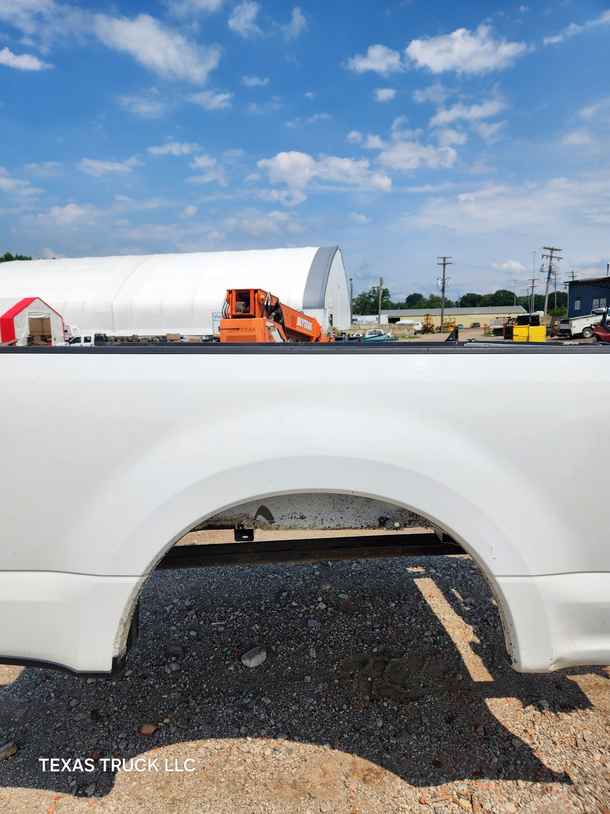 2017-2022 Ford F250 F350 Super Duty 6' 9" Short Truck Bed - Oxford White