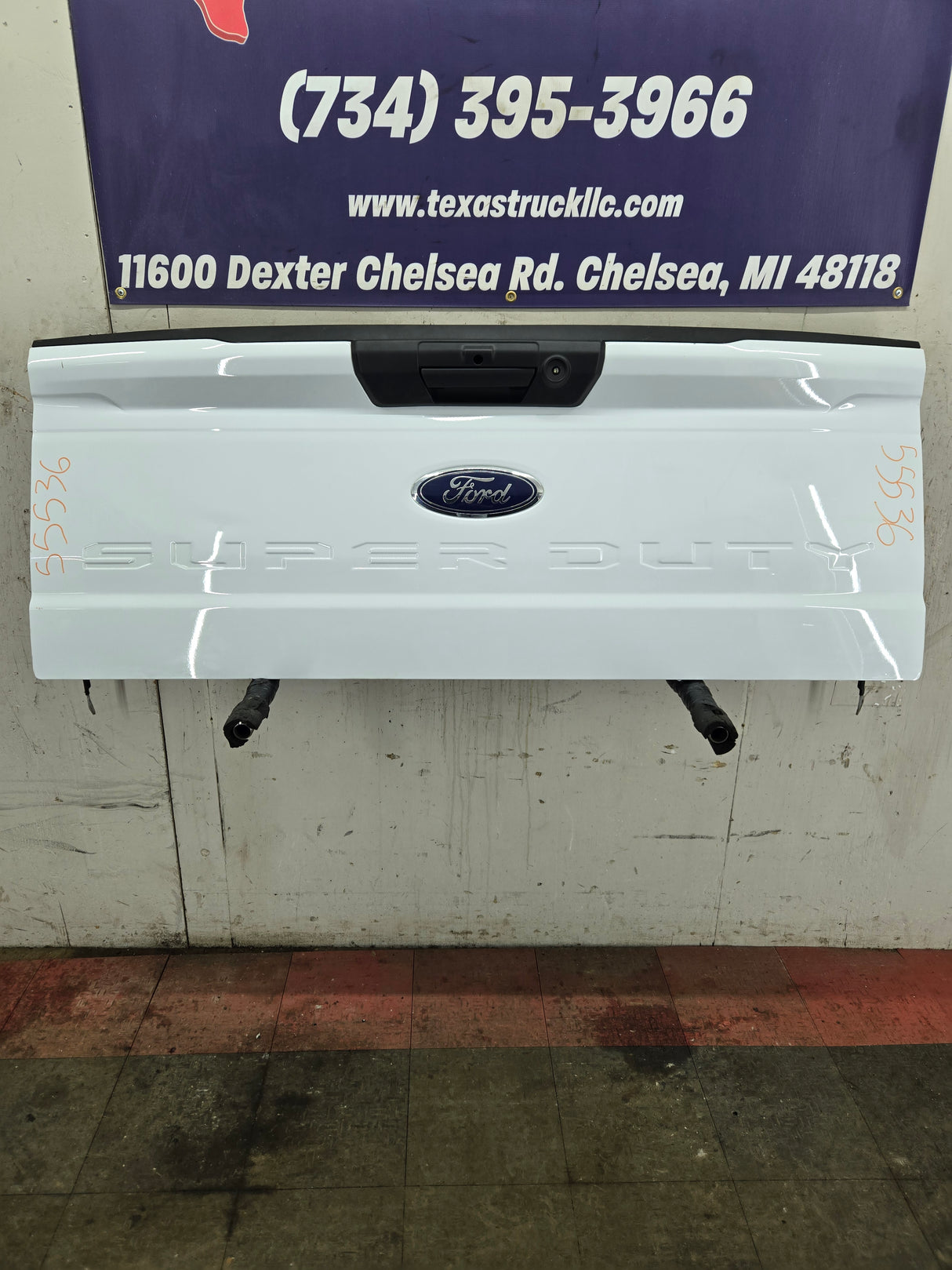 2023-2025 Ford F250 F350 F450 F550 Super Duty Tailgate W/Step - Oxford White