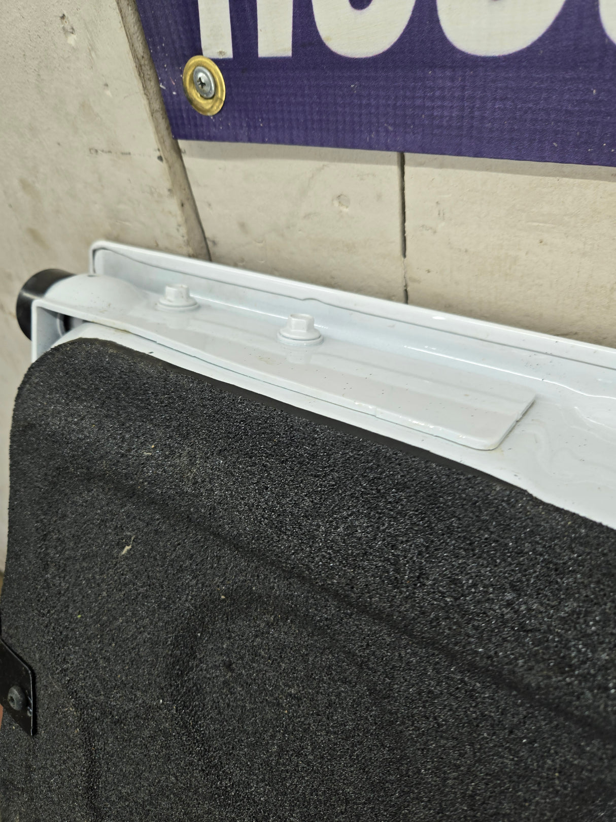 2023-2025 Ford F250 F350 F450 F550 Super Duty Tailgate W/Step - Oxford White