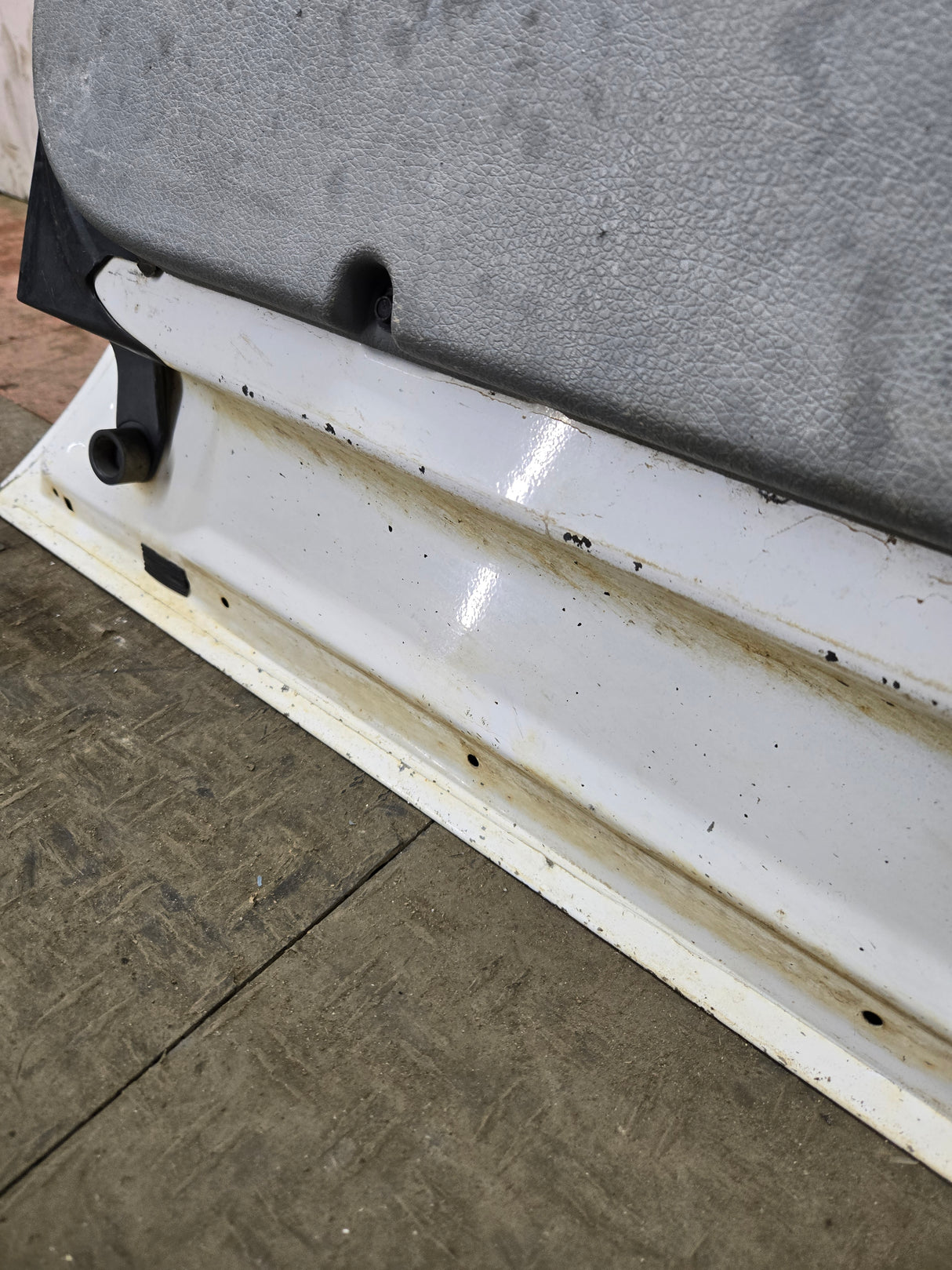 2012-2016 Ford Super Duty LH Driver Side Front Door F250 F350 F450 F550 - Oxford White