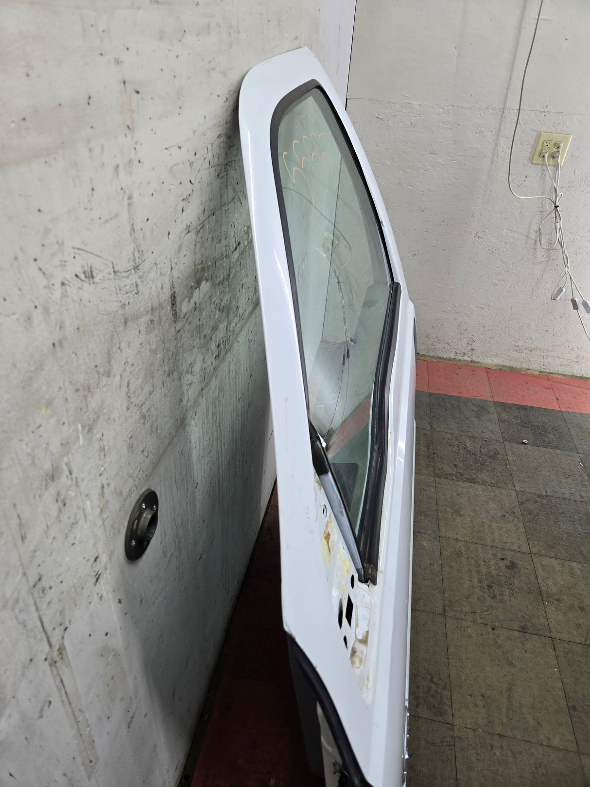 1999-2011 Ford Super Duty LH Front Driver Side Door F250 F350 F450 F550 Oxford White
