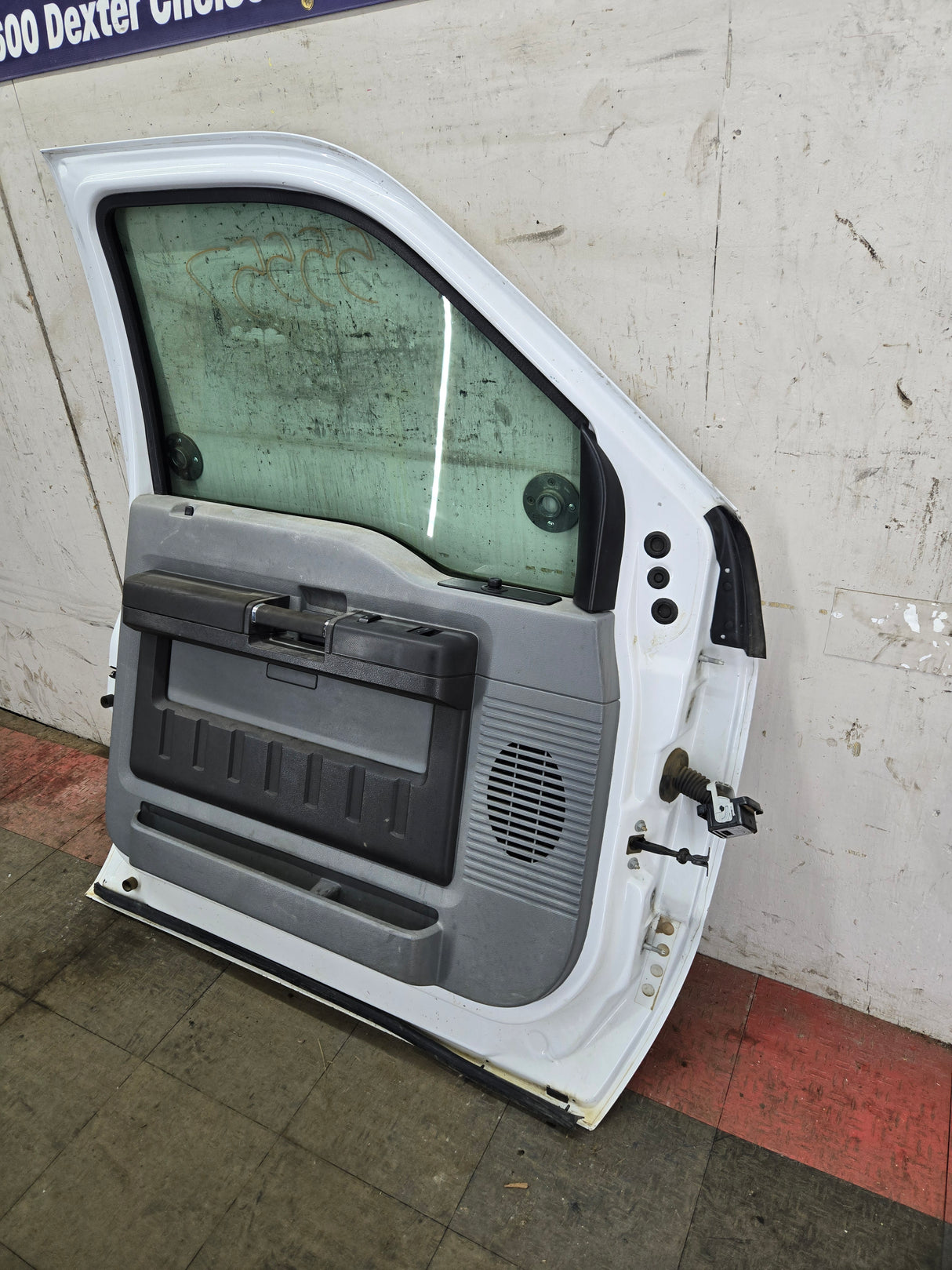 1999-2011 Ford Super Duty LH Front Driver Side Door F250 F350 F450 F550 Oxford White