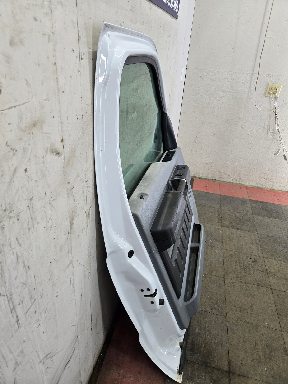 1999-2011 Ford Super Duty LH Front Driver Side Door F250 F350 F450 F550 Oxford White