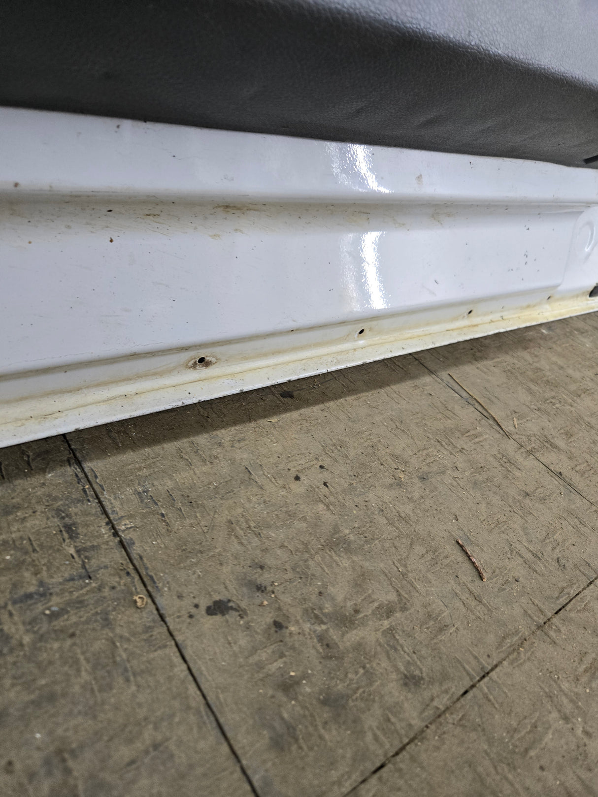 1999-2011 Ford Super Duty LH Front Driver Side Door F250 F350 F450 F550 Oxford White