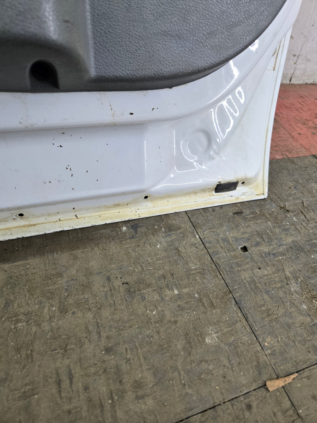 1999-2011 Ford Super Duty LH Front Driver Side Door F250 F350 F450 F550 Oxford White