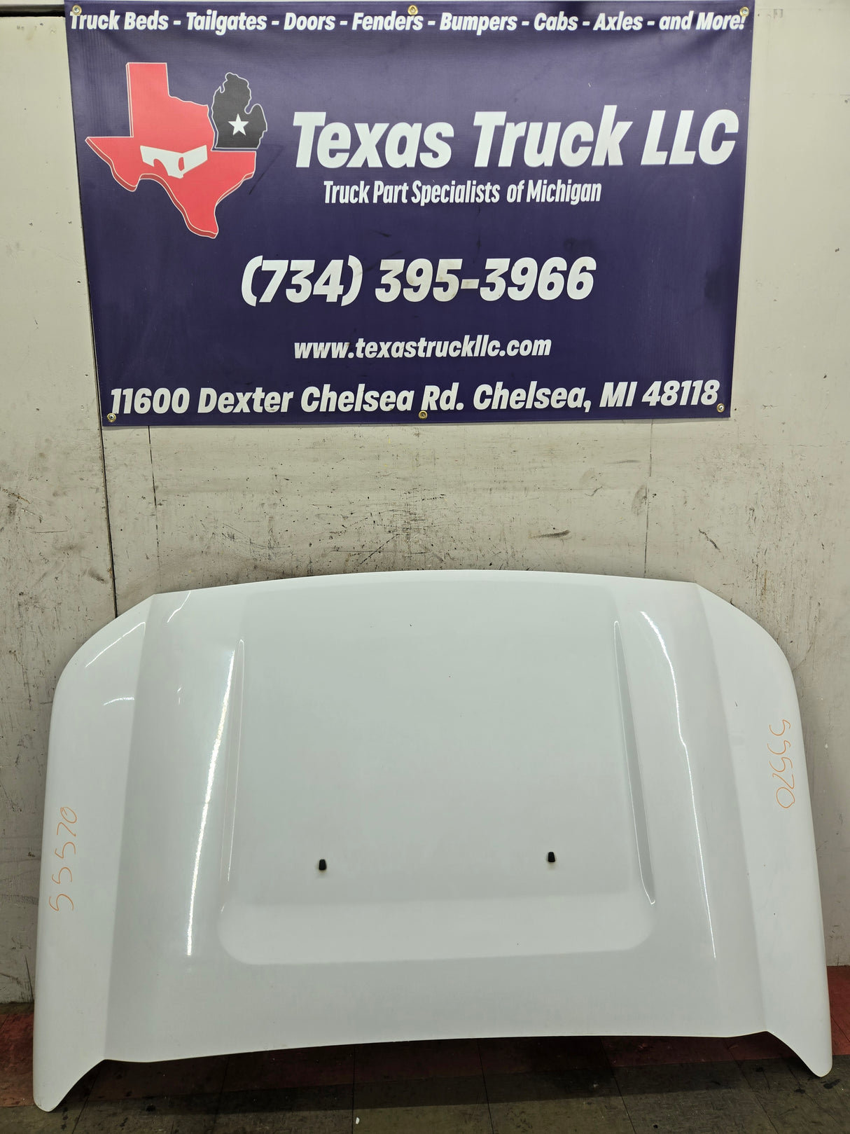 2011-2016 Ford Super Duty Hood F250 F350 F450 F550 - White