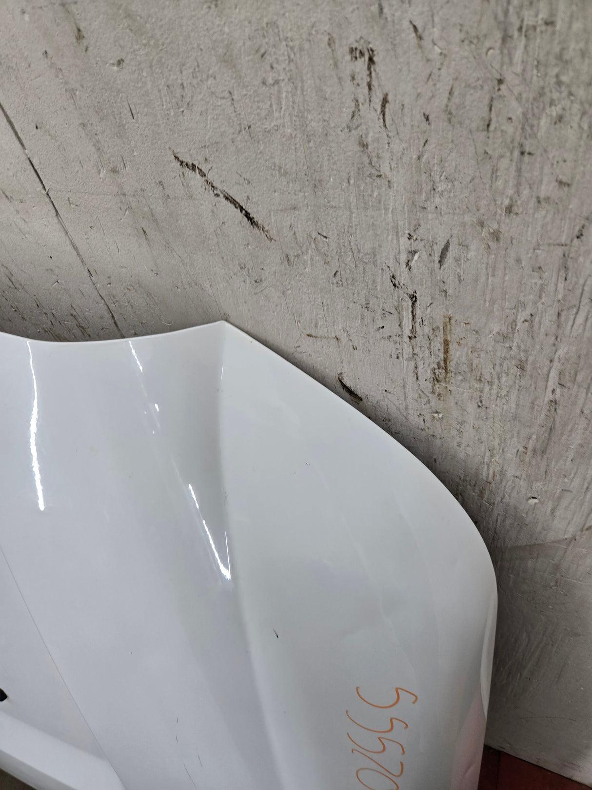 2011-2016 Ford Super Duty Hood F250 F350 F450 F550 - White
