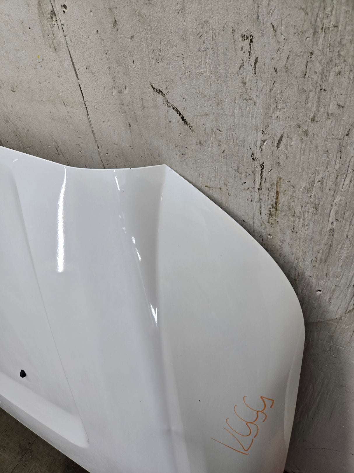 2011-2016 Ford Super Duty Hood F250 F350 F450 F550 - Pearl White