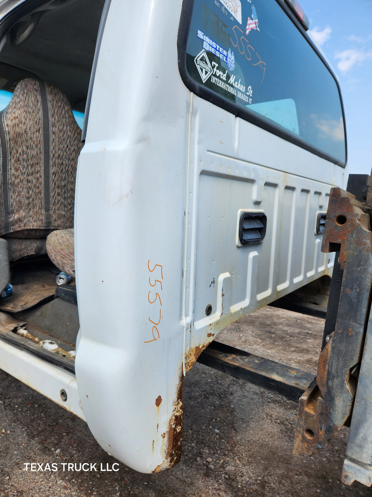 1999-2007 Ford Super Duty F250 F350 F450 F550 XLT 4 Door Crew Cab