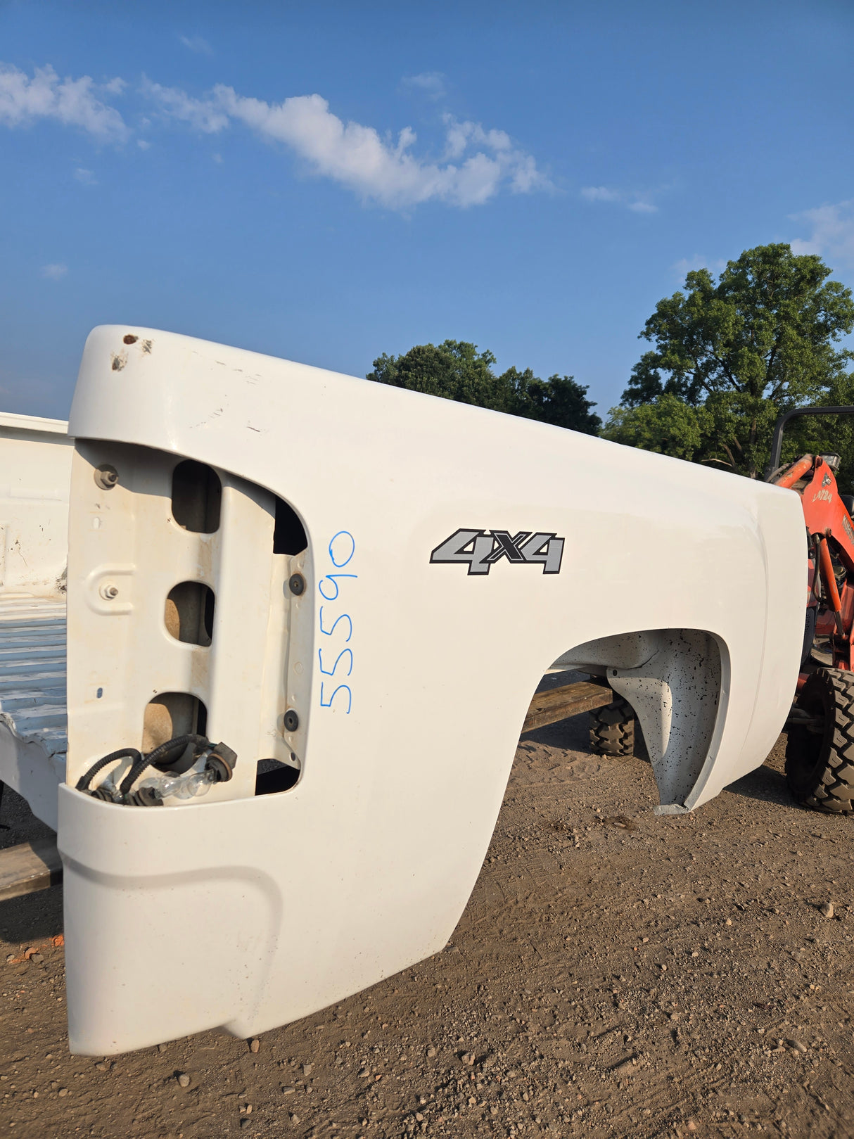 2007-2013 Chevrolet Silverado 1500 2500 3500 HD 6' 6" Short Truck Bed