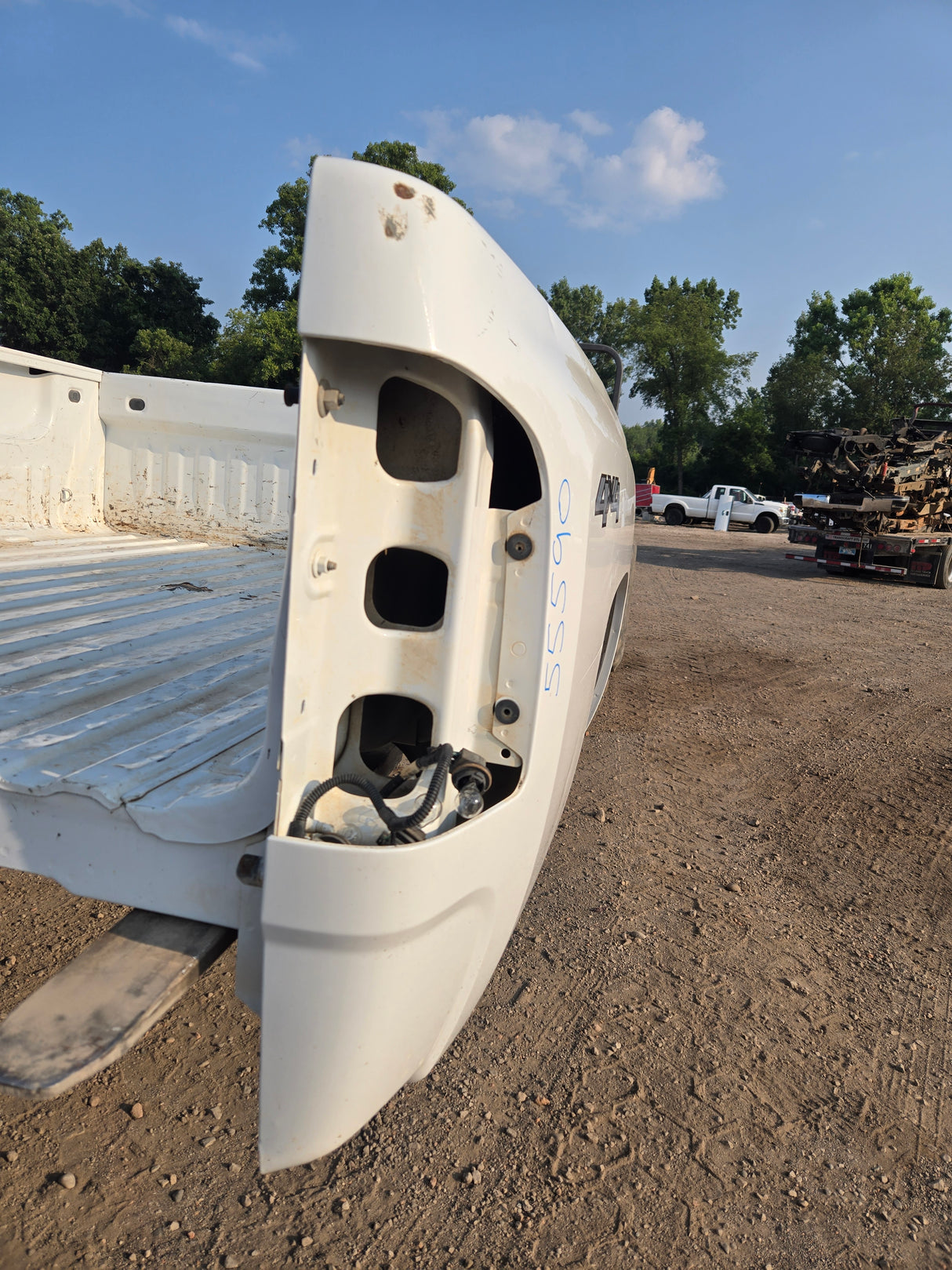2007-2013 Chevrolet Silverado 1500 2500 3500 HD 6' 6" Short Truck Bed