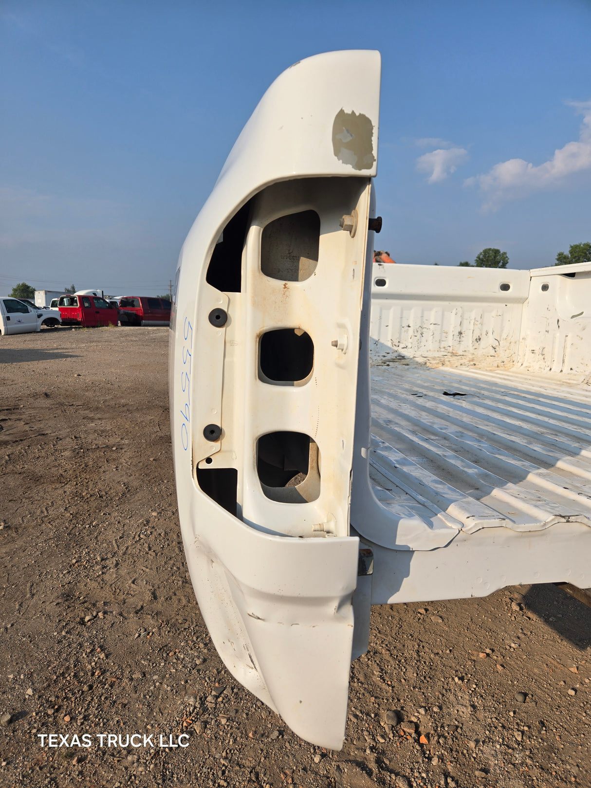 2007-2013 Chevrolet Silverado 1500 2500 3500 HD 6' 6" Short Truck Bed