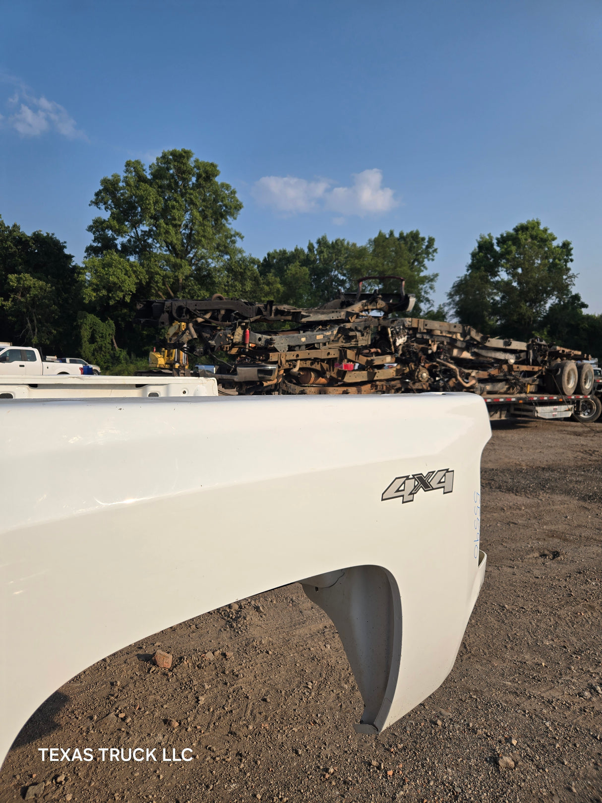 2007-2013 Chevrolet Silverado 1500 2500 3500 HD 6' 6" Short Truck Bed