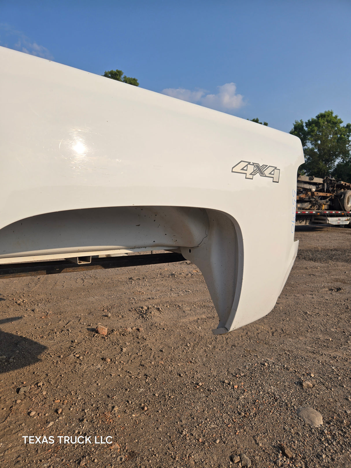 2007-2013 Chevrolet Silverado 1500 2500 3500 HD 6' 6" Short Truck Bed