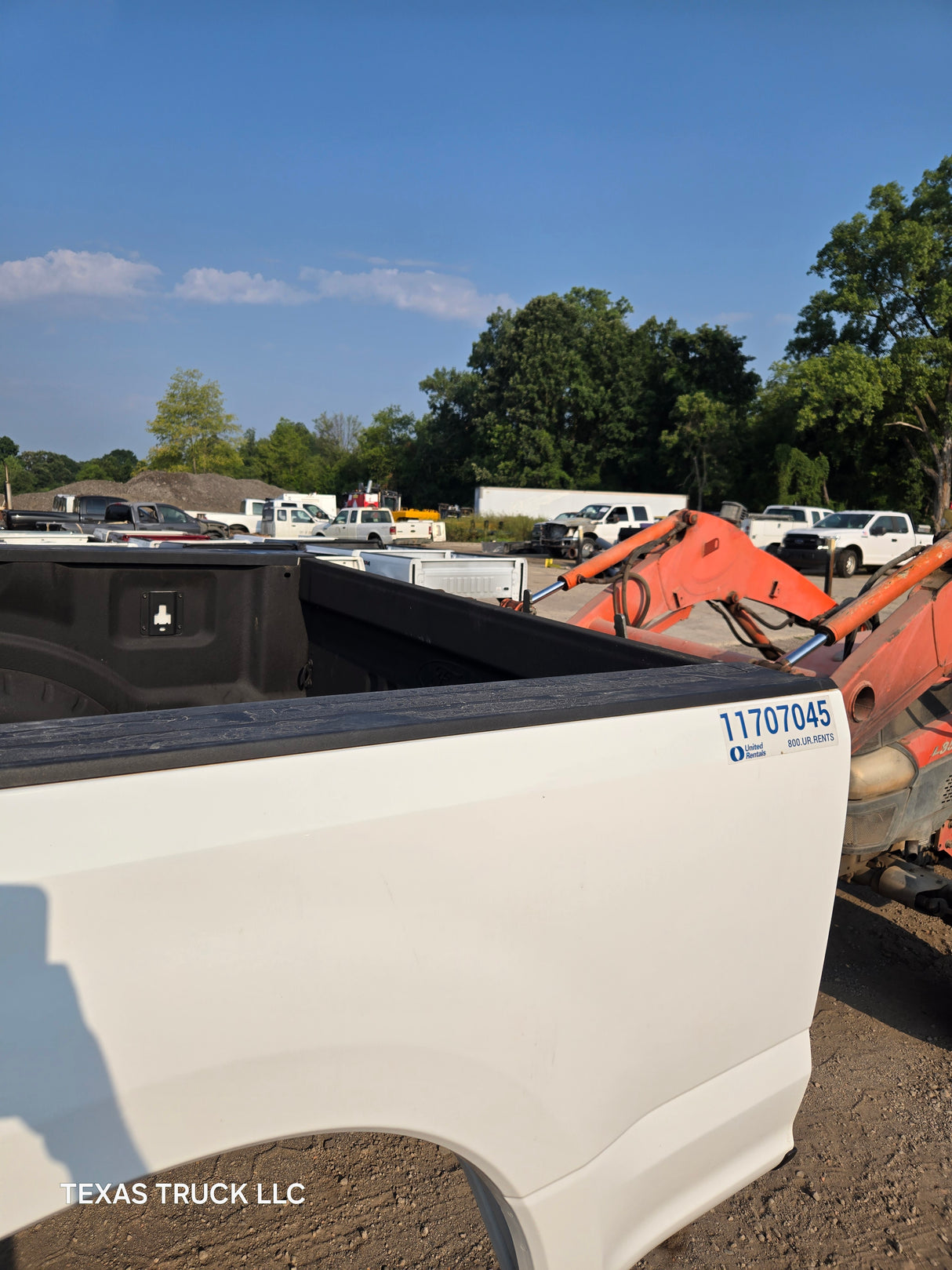 2017-2022 Ford F250 F350 Super Duty 6' 9" Short Truck Bed - Oxford White