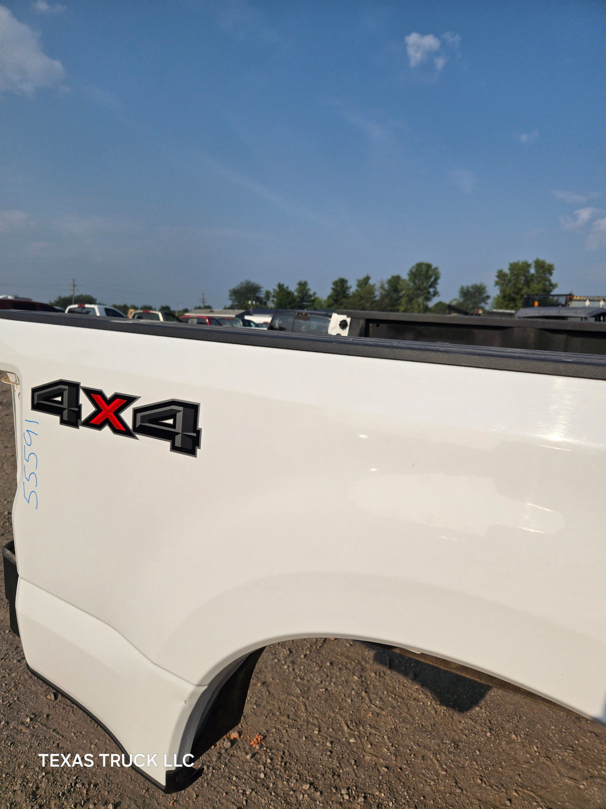 2017-2022 Ford F250 F350 Super Duty 6' 9" Short Truck Bed - Oxford White
