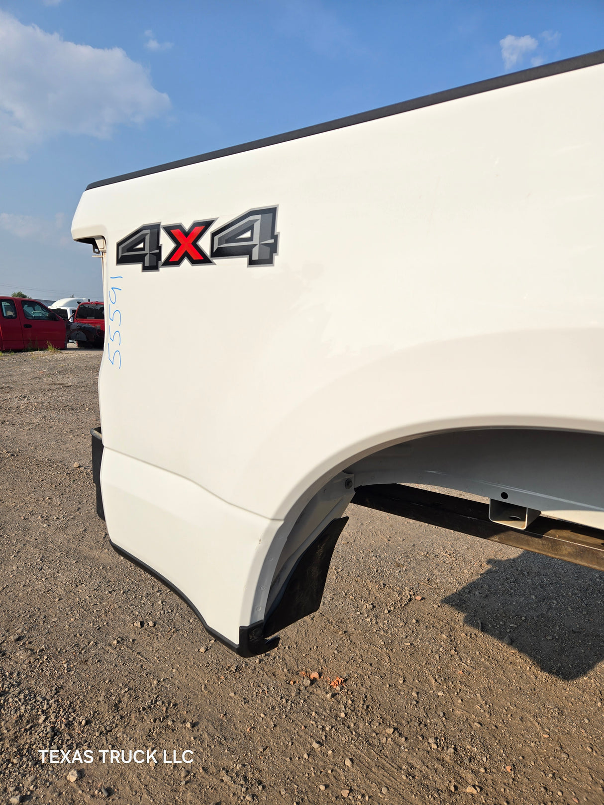 2017-2022 Ford F250 F350 Super Duty 6' 9" Short Truck Bed - Oxford White