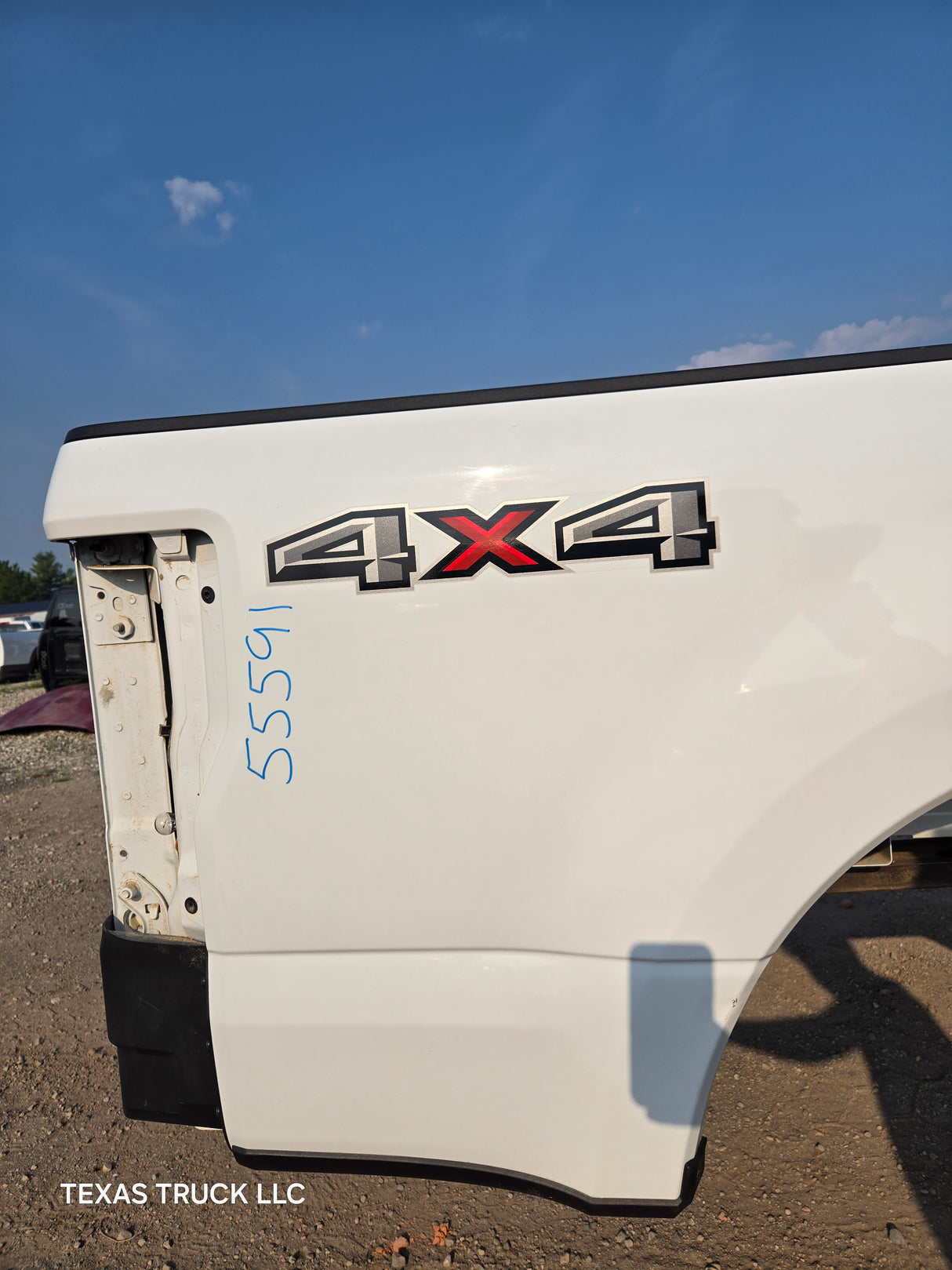 2017-2022 Ford F250 F350 Super Duty 6' 9" Short Truck Bed - Oxford White