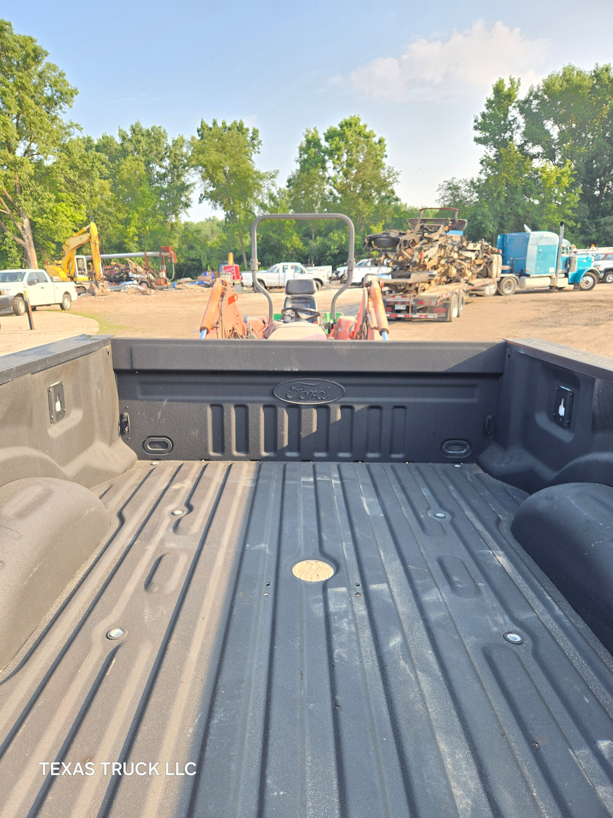 2017-2022 Ford F250 F350 Super Duty 6' 9" Short Truck Bed - Oxford White