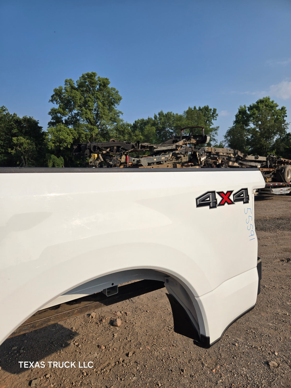 2017-2022 Ford F250 F350 Super Duty 6' 9" Short Truck Bed - Oxford White