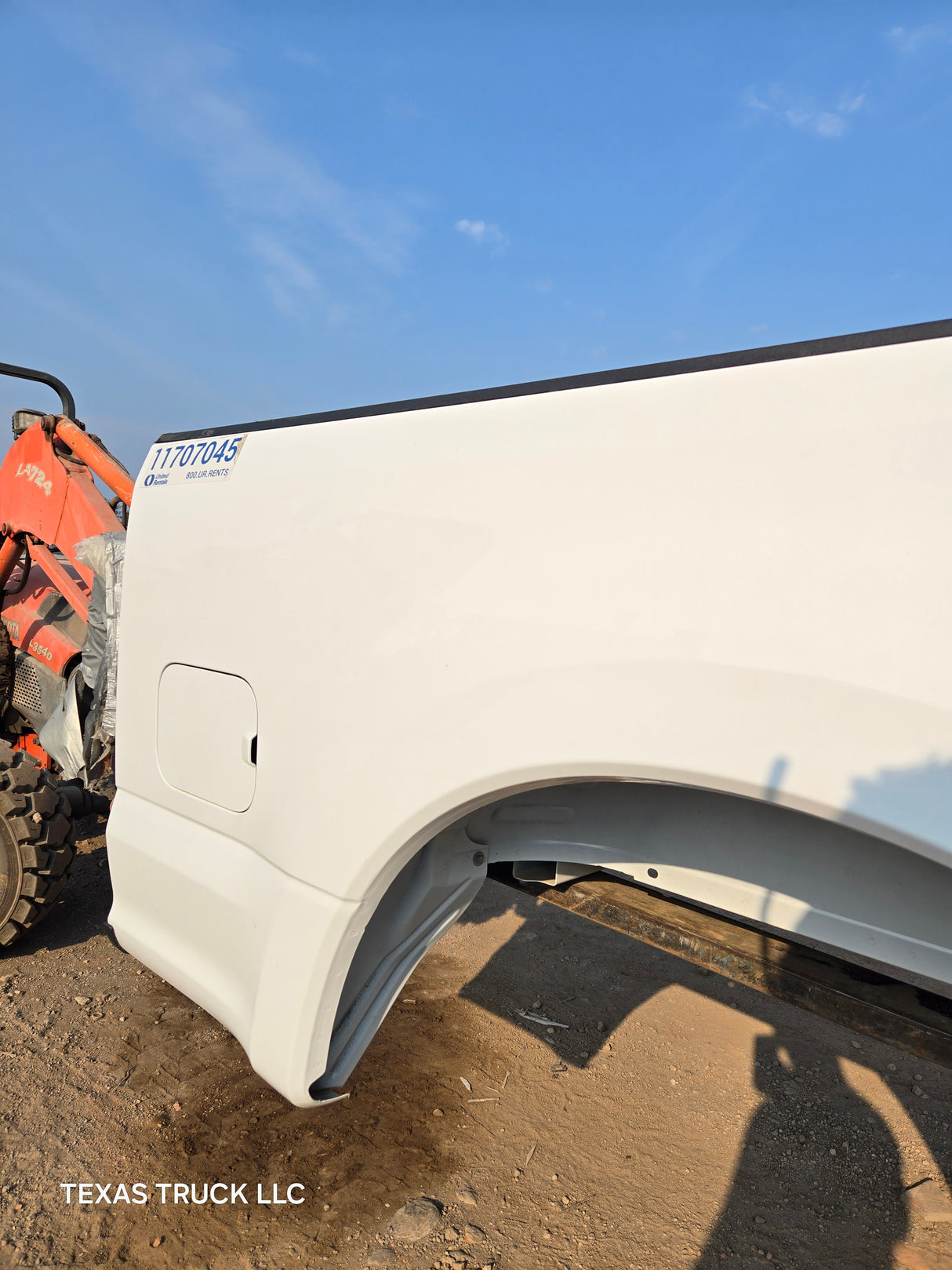 2017-2022 Ford F250 F350 Super Duty 6' 9" Short Truck Bed - Oxford White