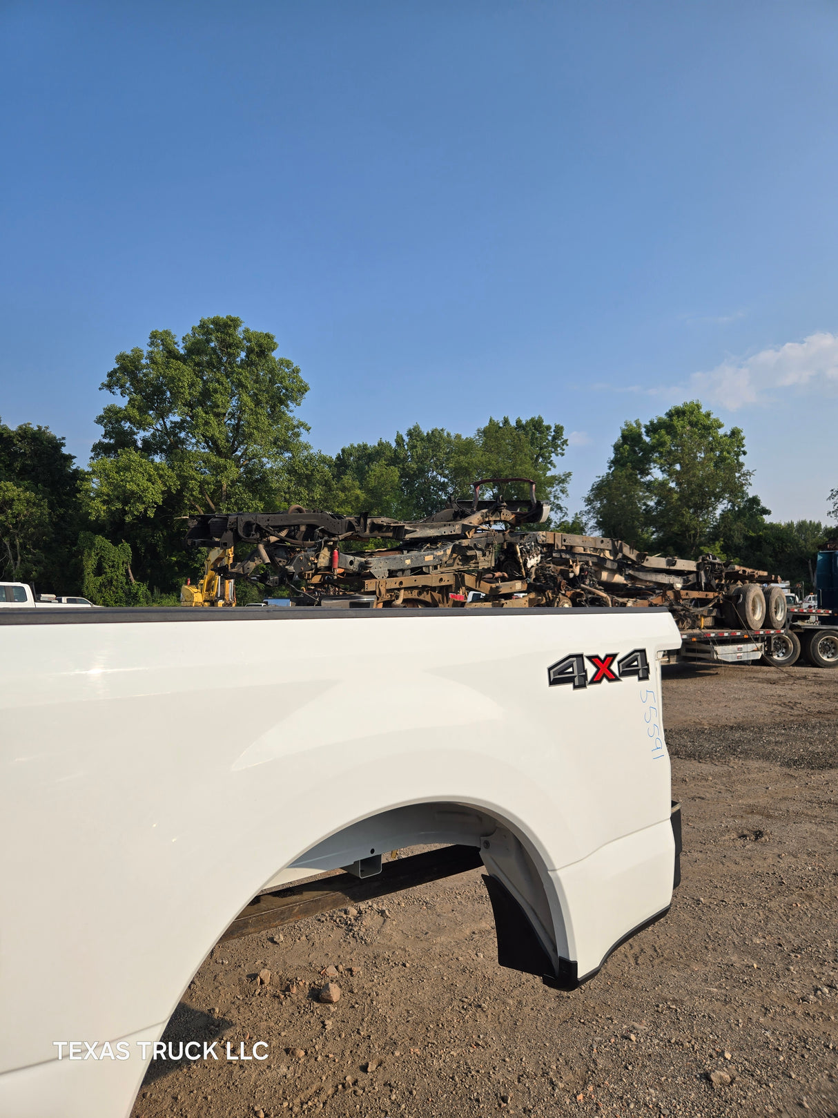 2017-2022 Ford F250 F350 Super Duty 6' 9" Short Truck Bed - Oxford White