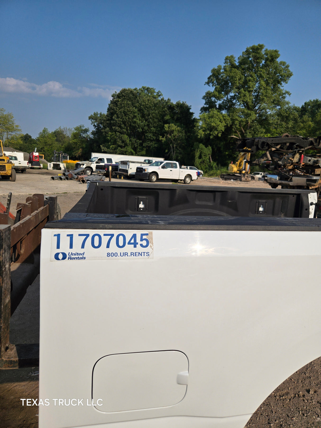 2017-2022 Ford F250 F350 Super Duty 6' 9" Short Truck Bed - Oxford White