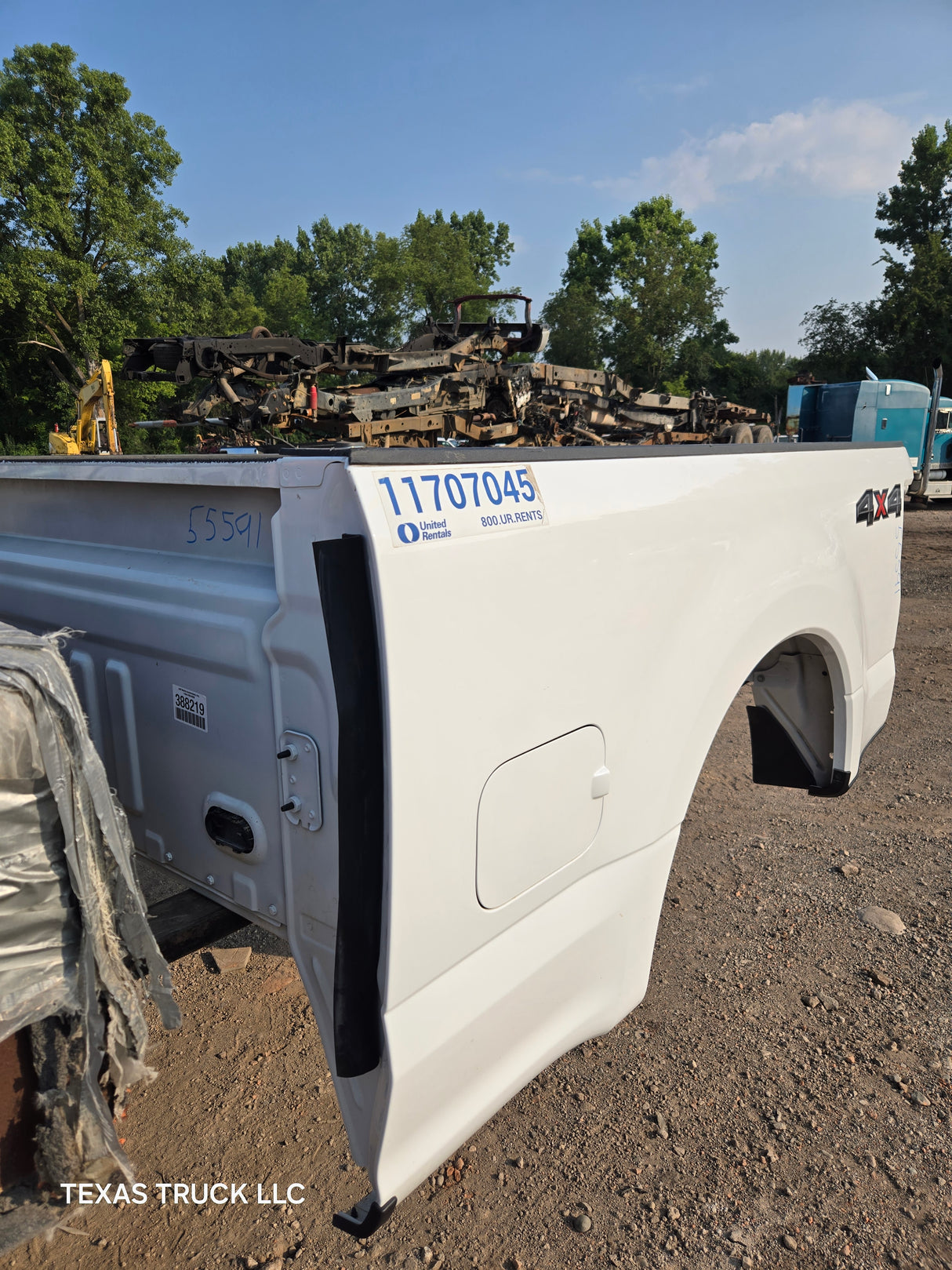 2017-2022 Ford F250 F350 Super Duty 6' 9" Short Truck Bed - Oxford White