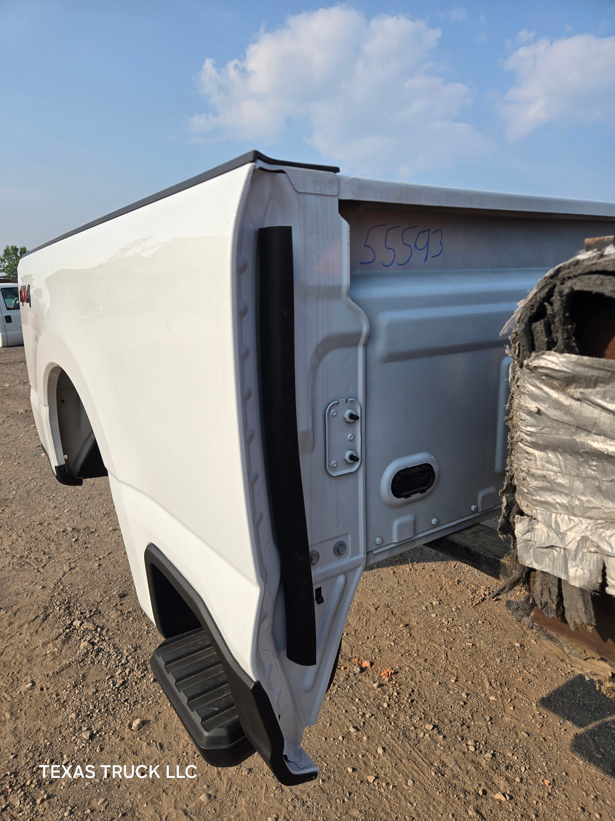 2023-2025 Ford F250 F350 Super Duty 6' 9" Short Truck Bed