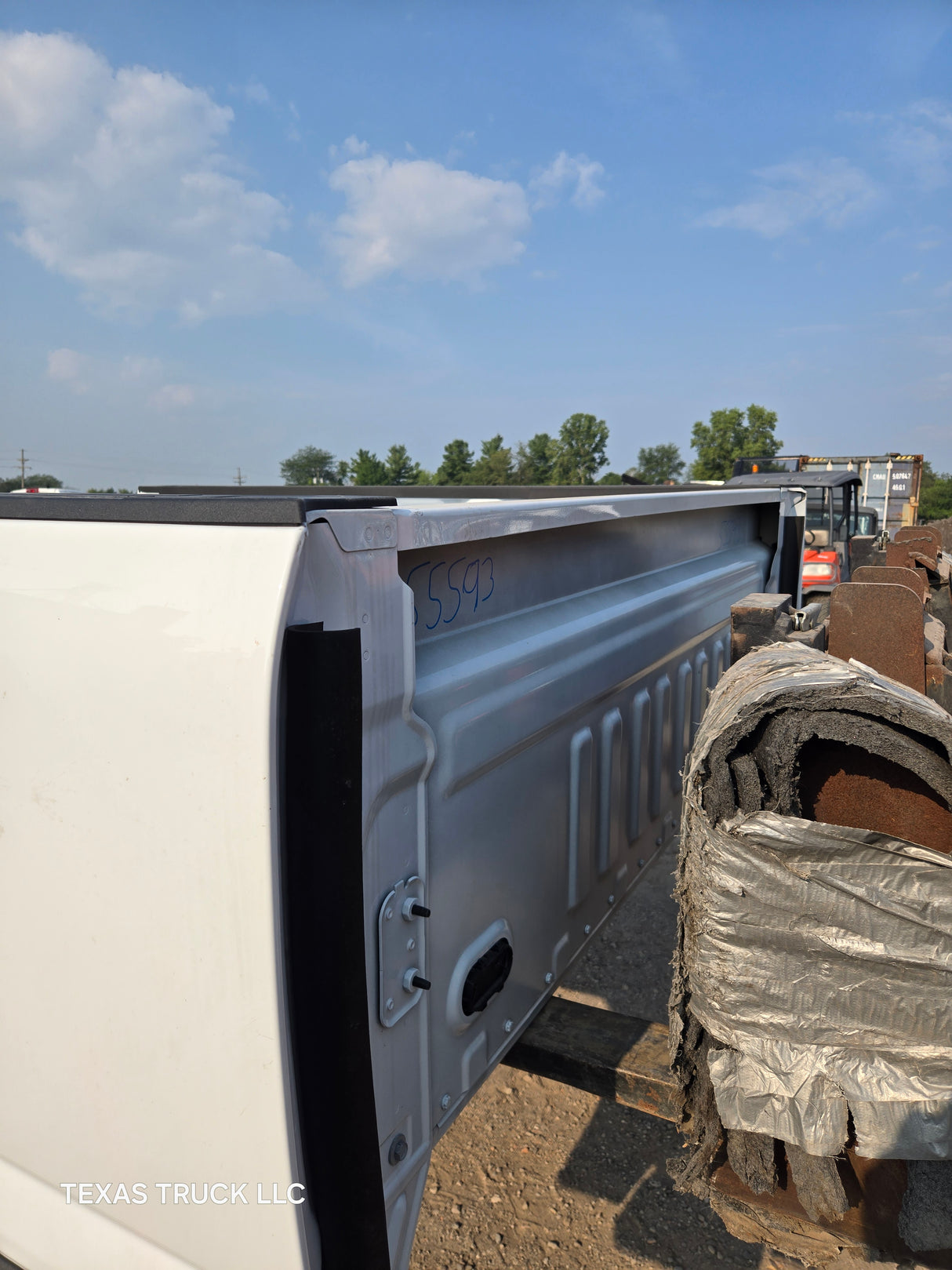 2023-2025 Ford F250 F350 Super Duty 6' 9" Short Truck Bed