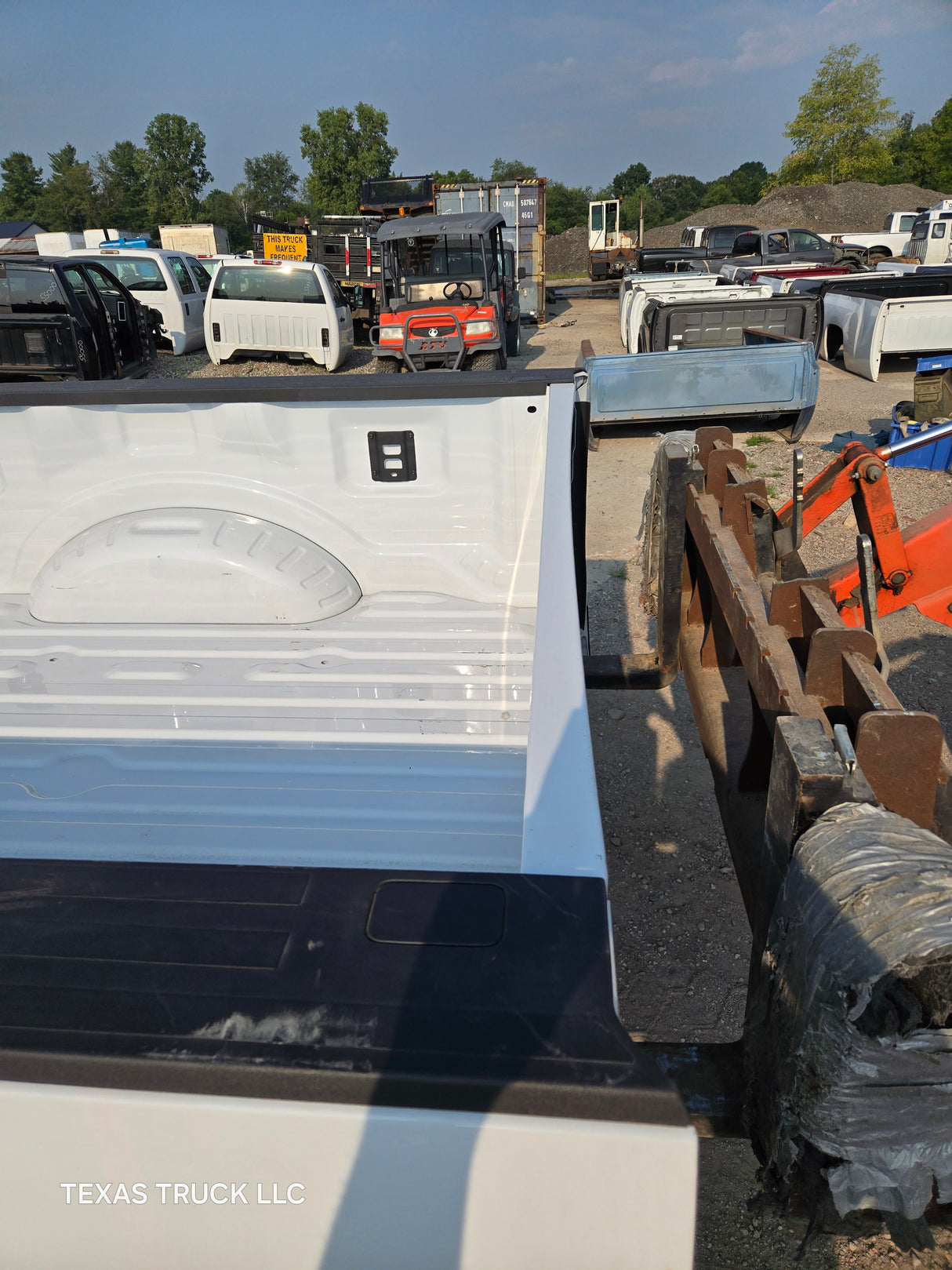 2023-2025 Ford F250 F350 Super Duty 6' 9" Short Truck Bed